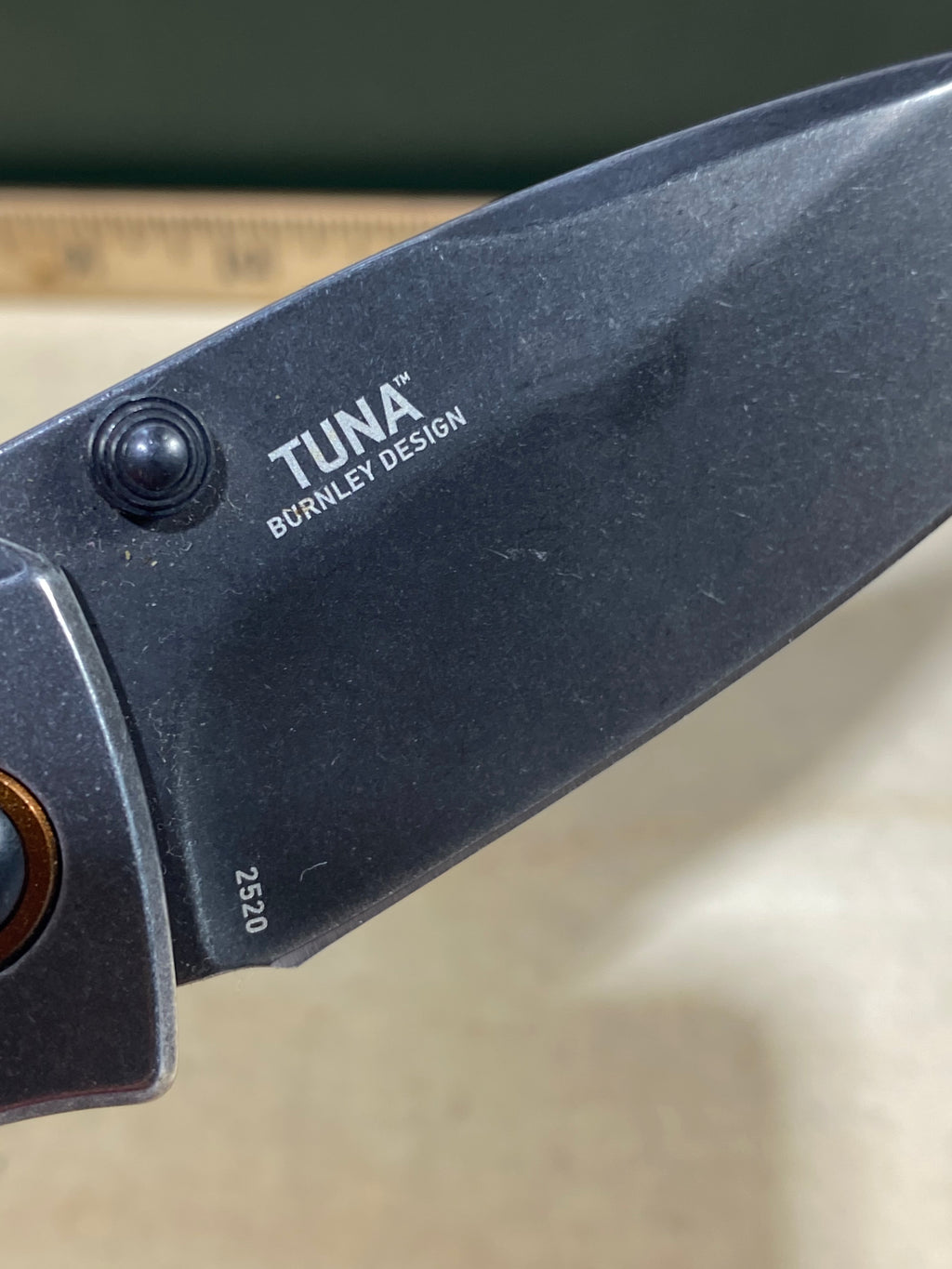 CRKT 2520 Tuna #-20. Light usage. Pocket clip it's bend out.