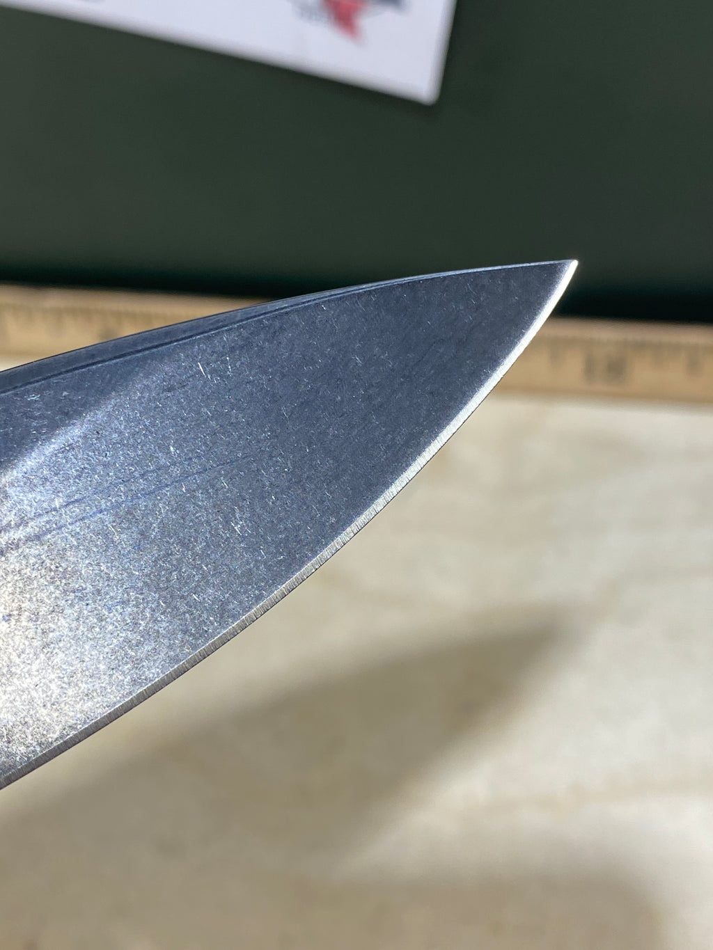 CRKT 2520 Tuna #-20. Light usage. Pocket clip it's bend out.