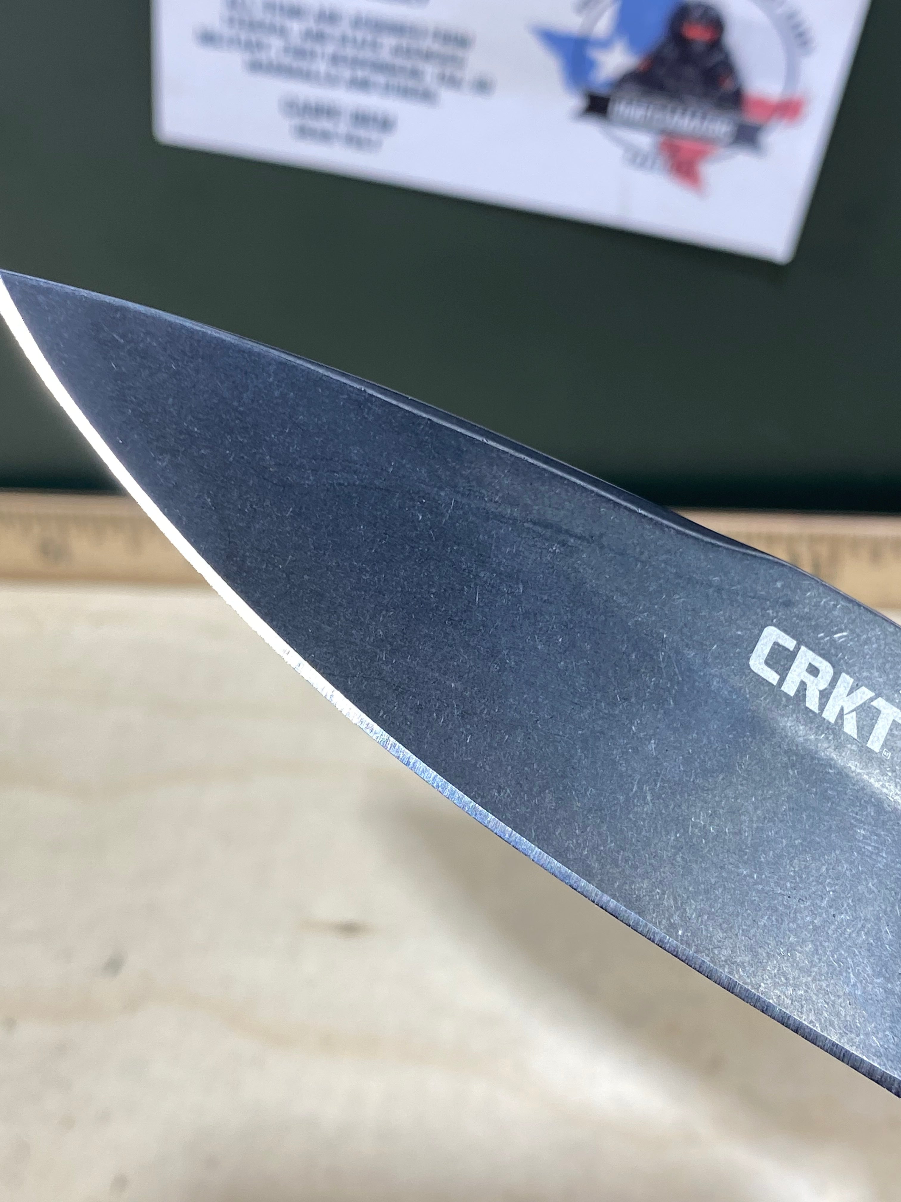 CRKT 2520 Tuna #-20. Light usage. Pocket clip it's bend out.