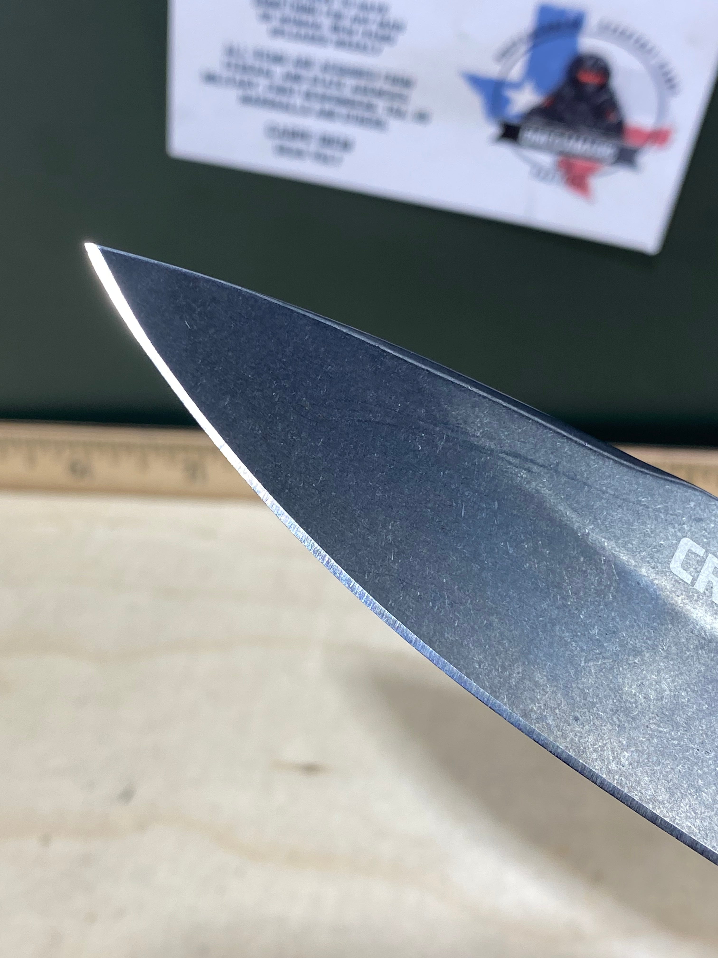 CRKT 2520 Tuna #-20. Light usage. Pocket clip it's bend out.