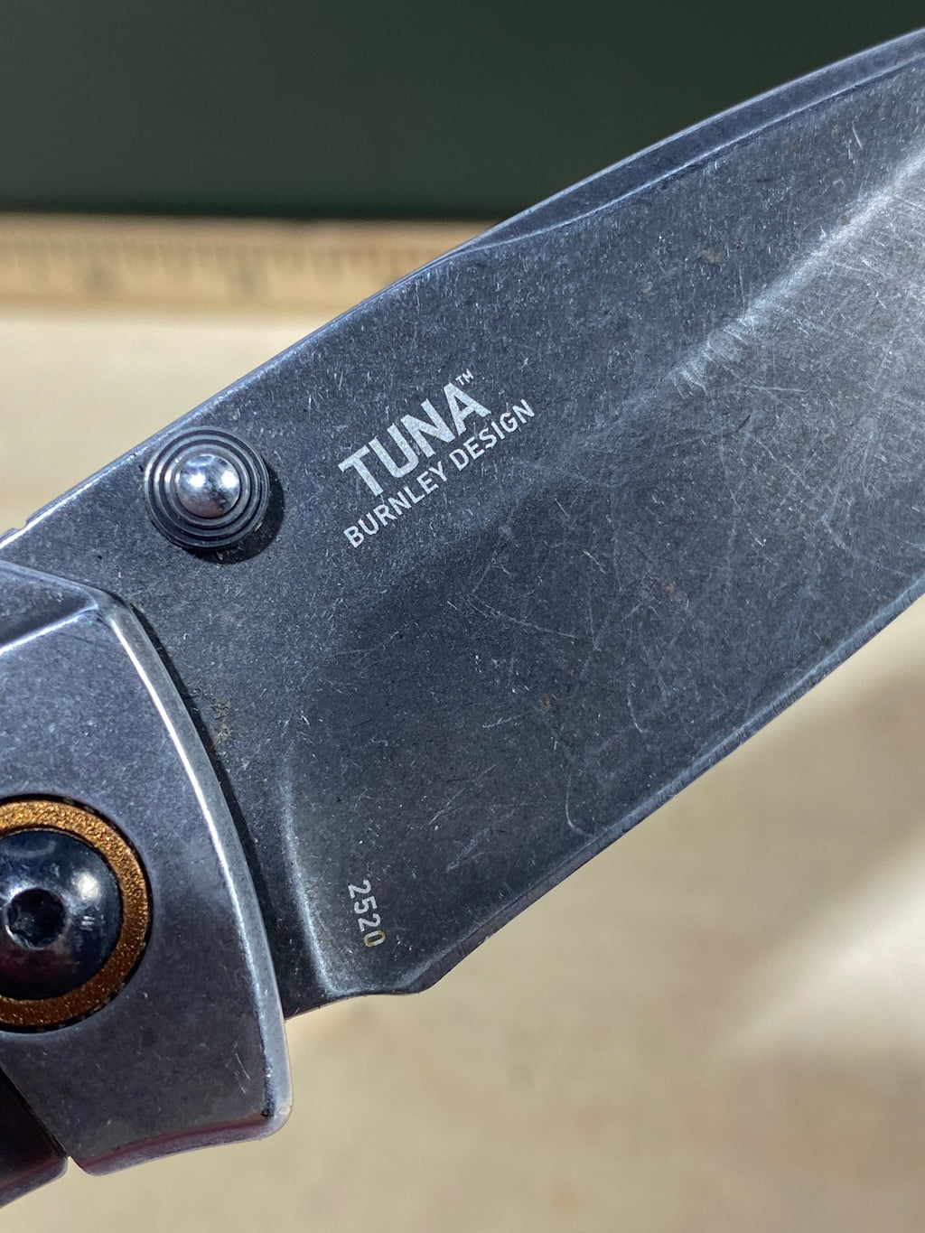CRKT 2520 Tuna #-21. Light usage. Chips on blade. Resharpened.