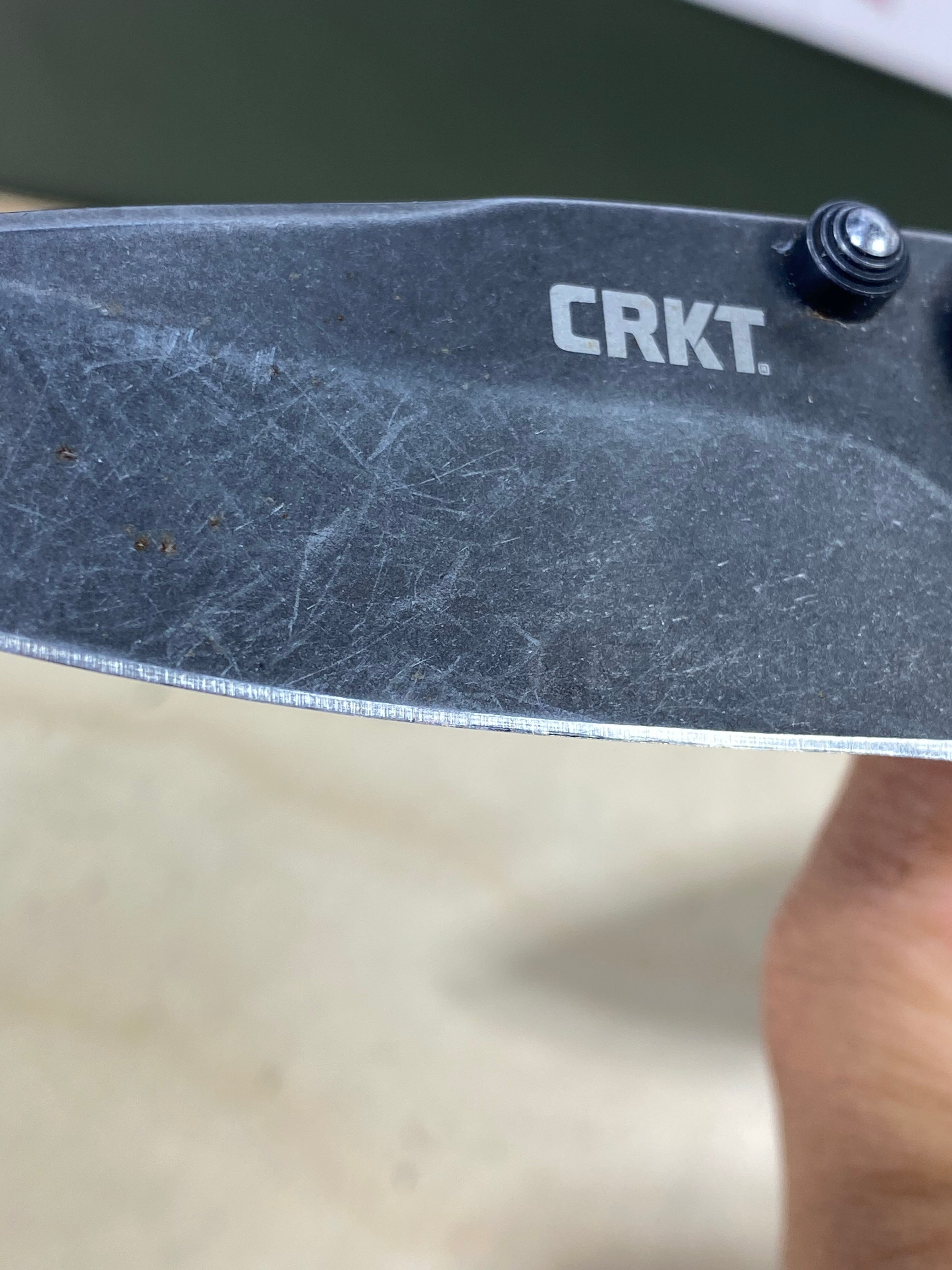 CRKT 2520 Tuna #-21. Light usage. Chips on blade. Resharpened.