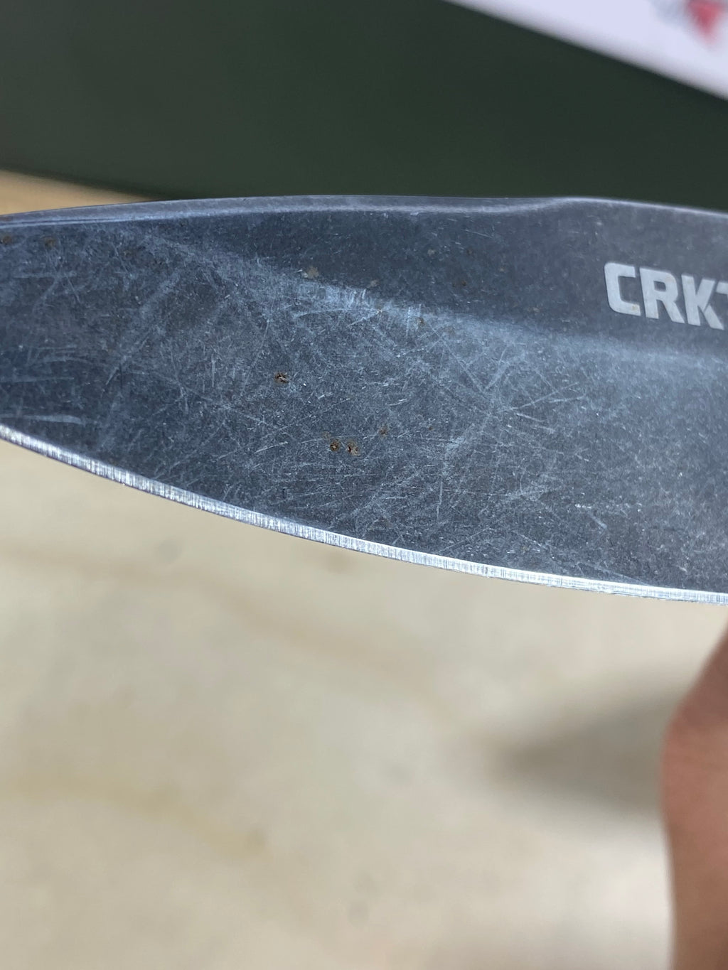 CRKT 2520 Tuna #-21. Light usage. Chips on blade. Resharpened.