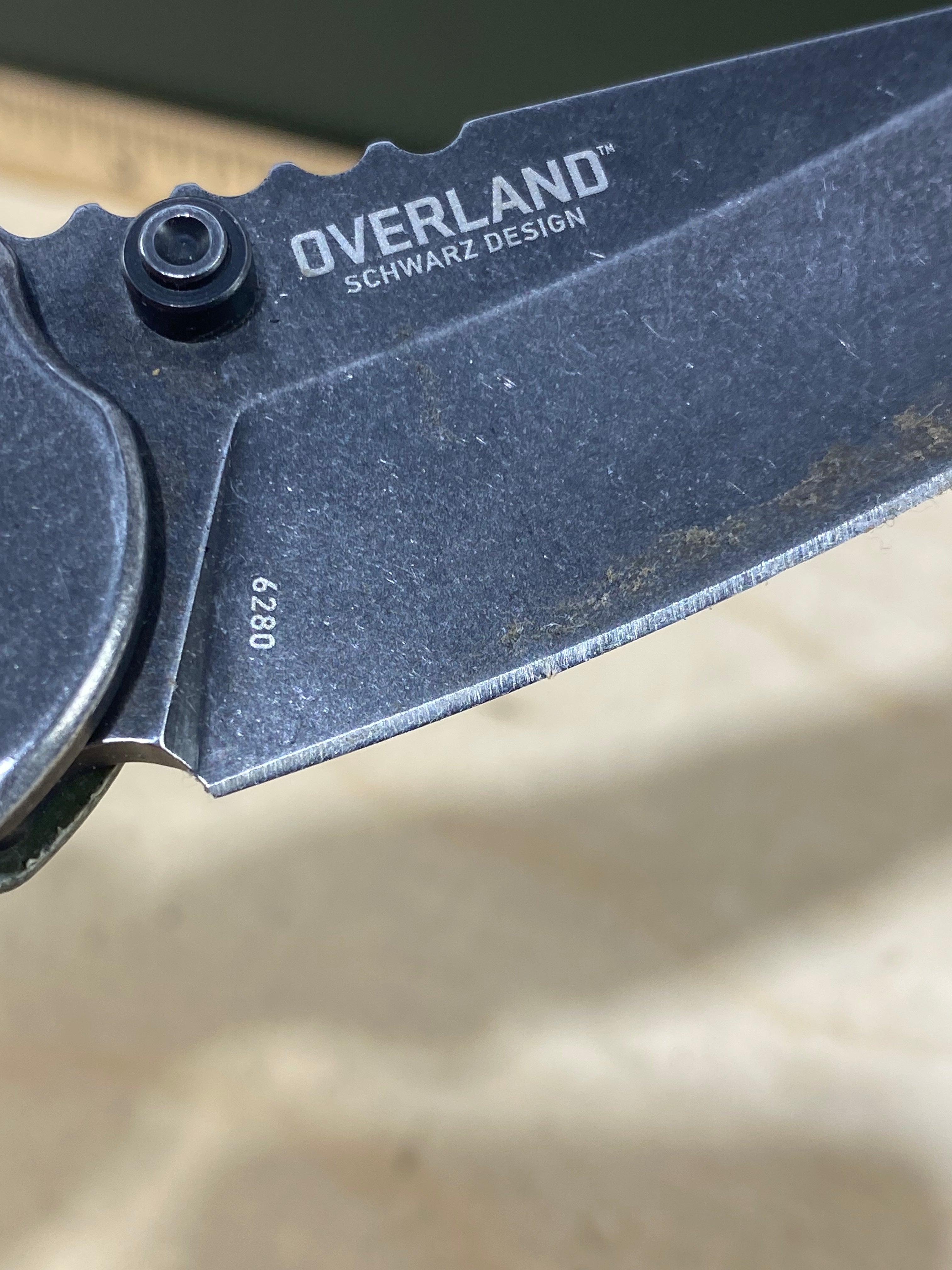 CRKT 6280 Overland #-24. Light usage. Dirty. Chip on blade.
