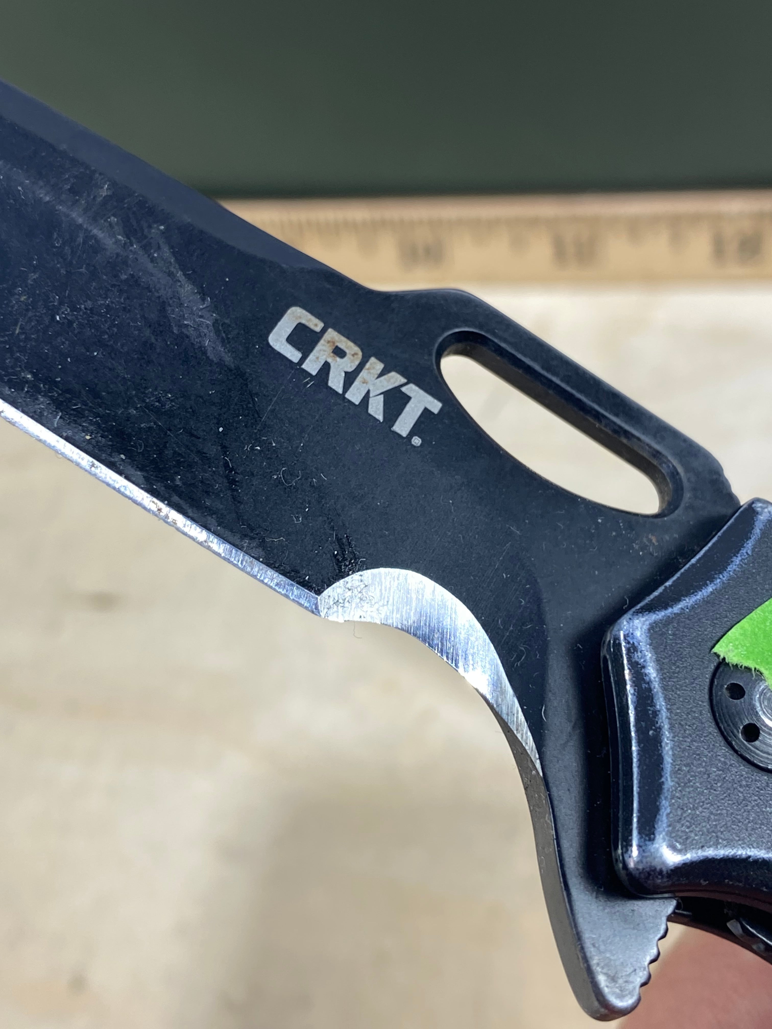 CRKT 7050 Septimo #-26. Light usage. Dirty. Pocket clip it's bent out. Chips on blade. Resharpened.