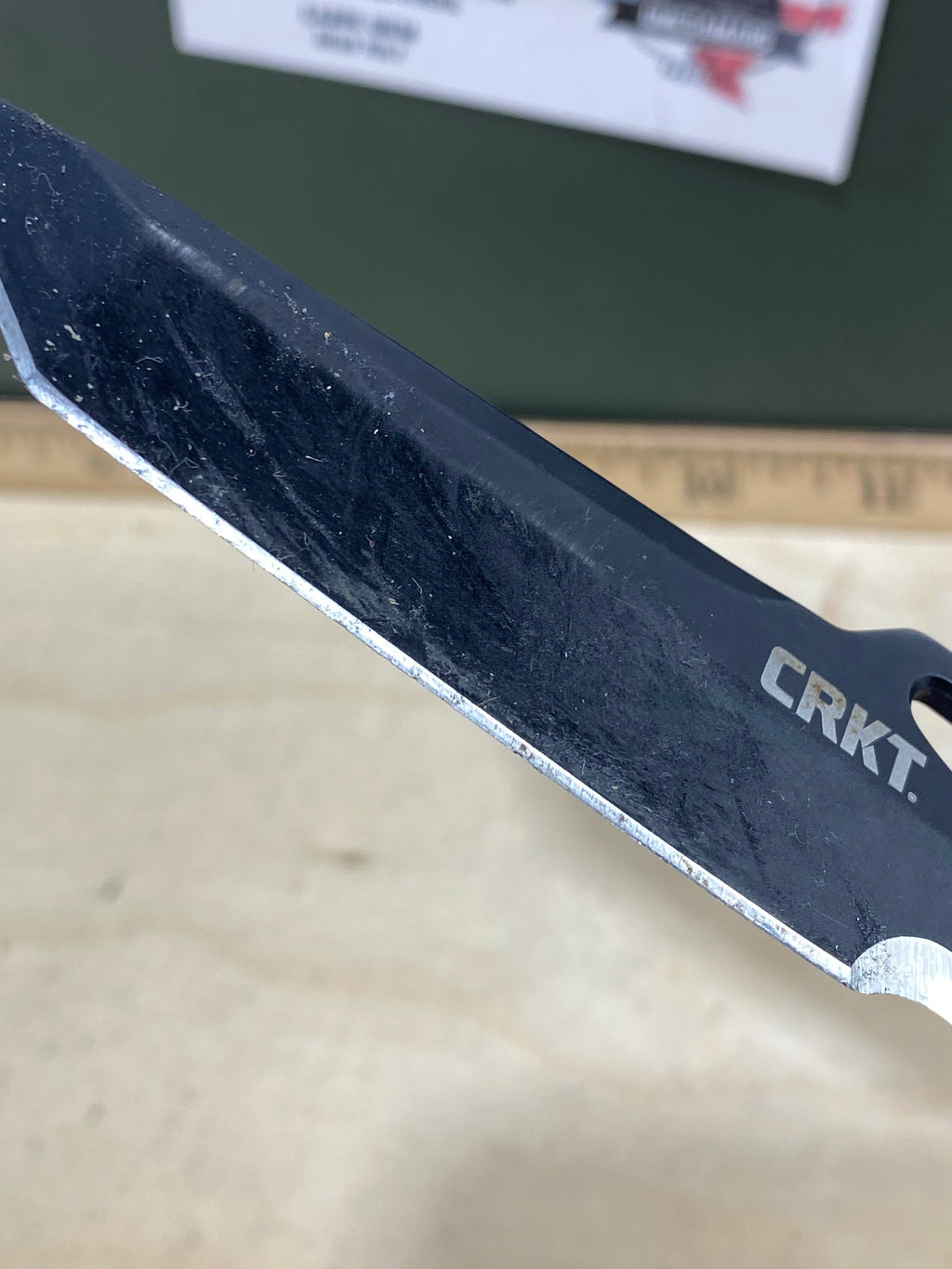CRKT 7050 Septimo #-26. Light usage. Dirty. Pocket clip it's bent out. Chips on blade. Resharpened.