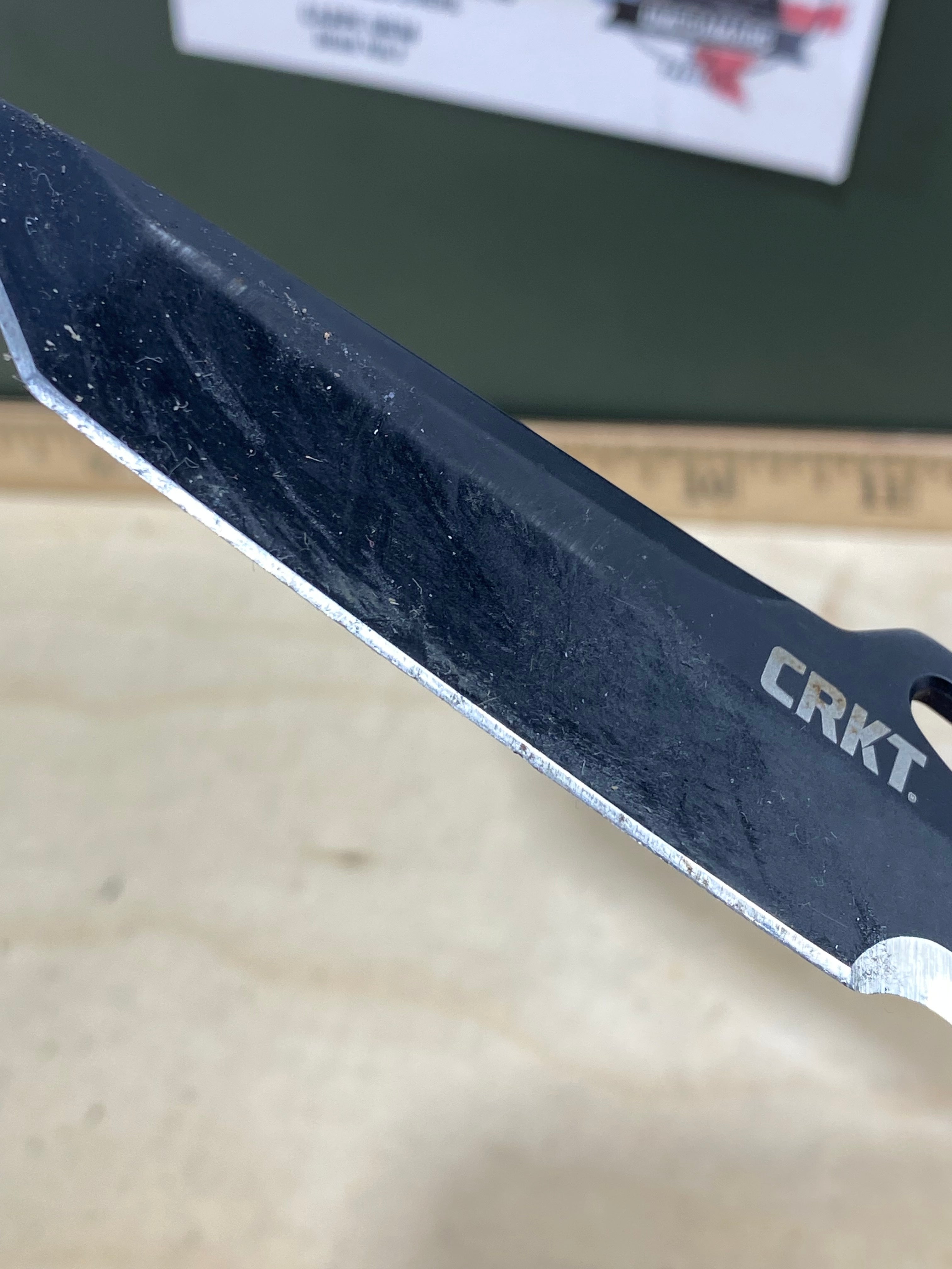 CRKT 7050 Septimo #-26. Light usage. Dirty. Pocket clip it's bent out. Chips on blade. Resharpened.