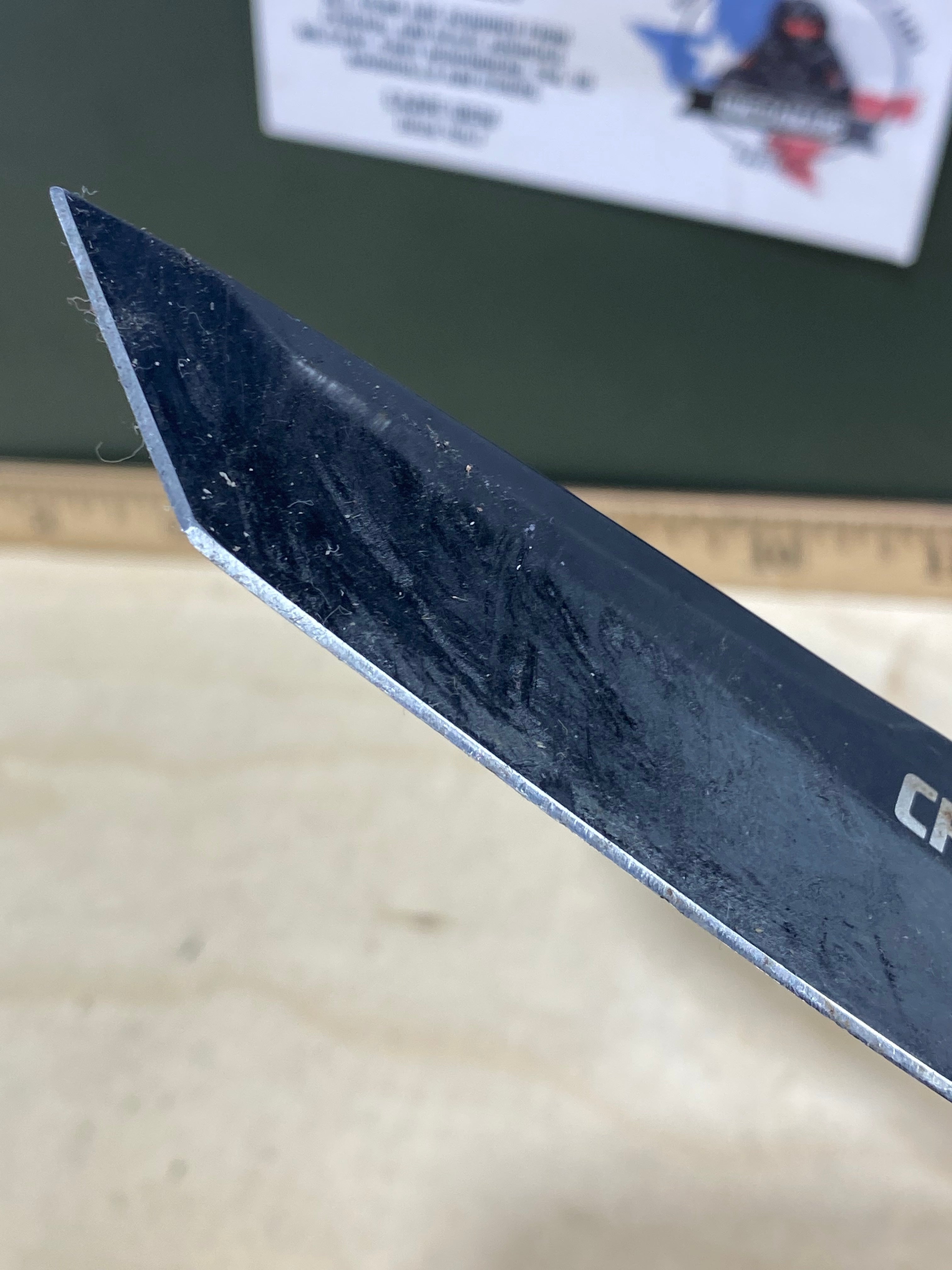CRKT 7050 Septimo #-26. Light usage. Dirty. Pocket clip it's bent out. Chips on blade. Resharpened.