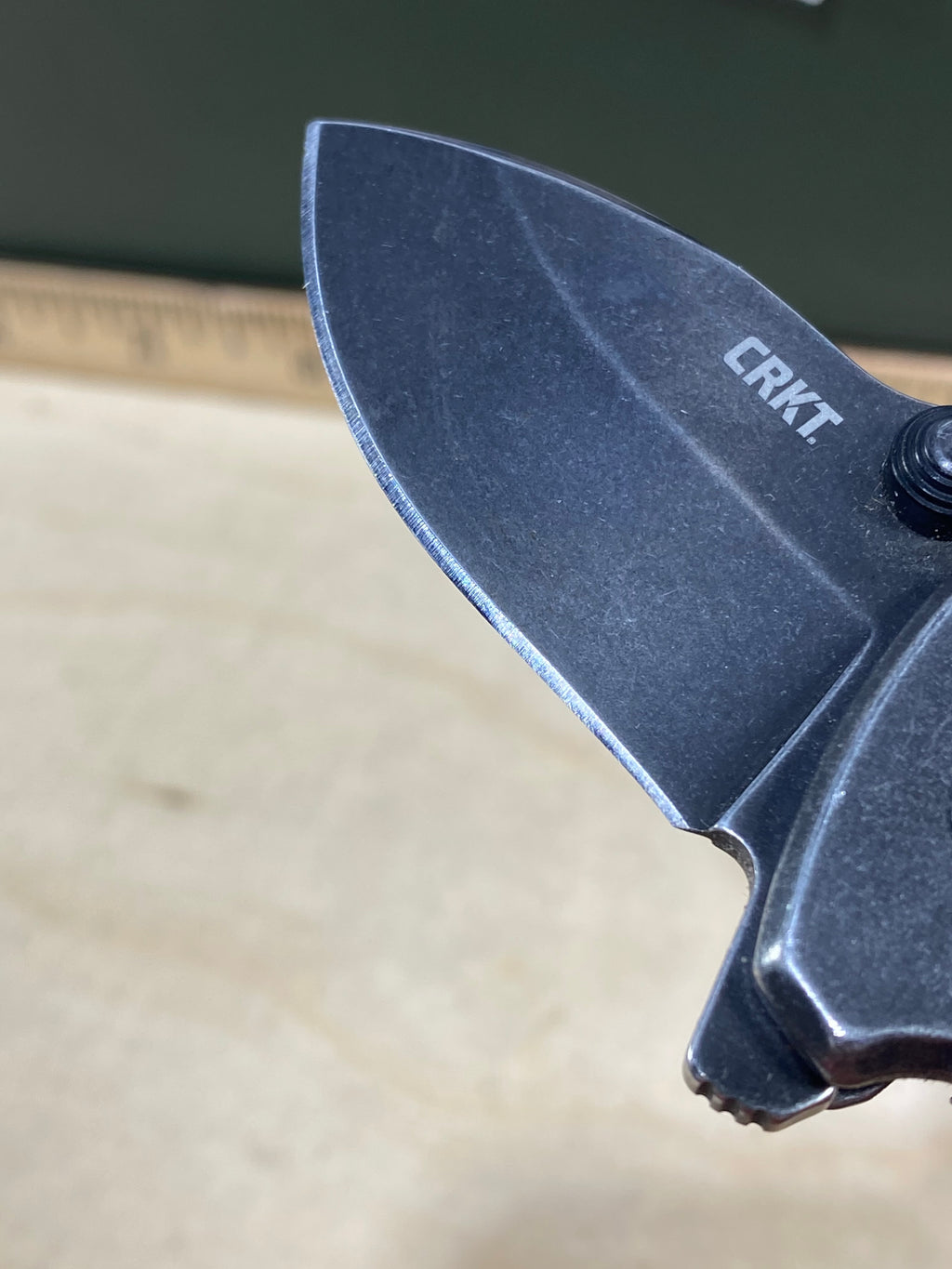 CRKT 2485K Squid Compact #-29. Light usage. Chip on blade.