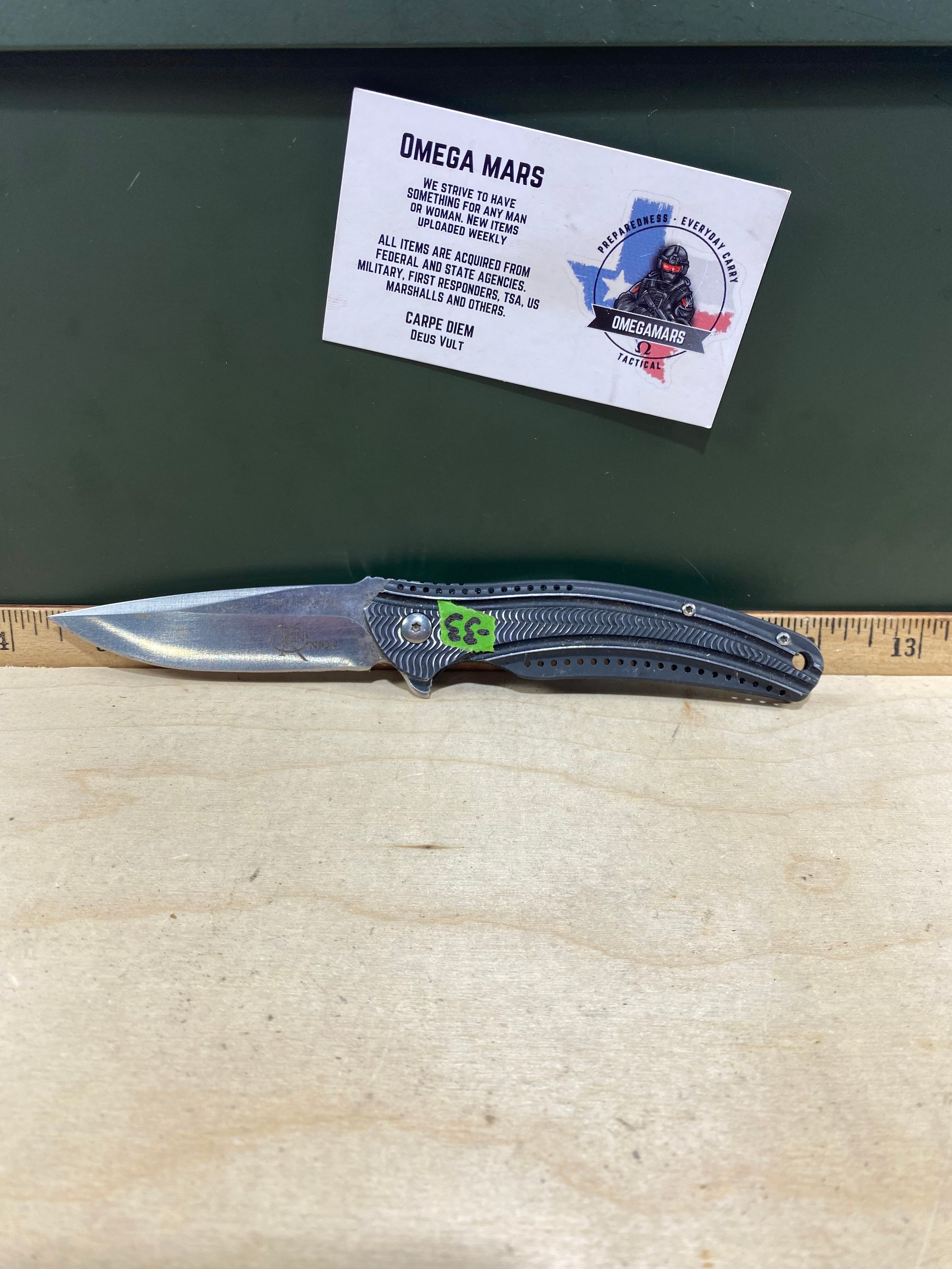CRKT K405KXP Ken Onion Ripple #-33. Light usage. Dirty. Chips on blade. Discontinued.