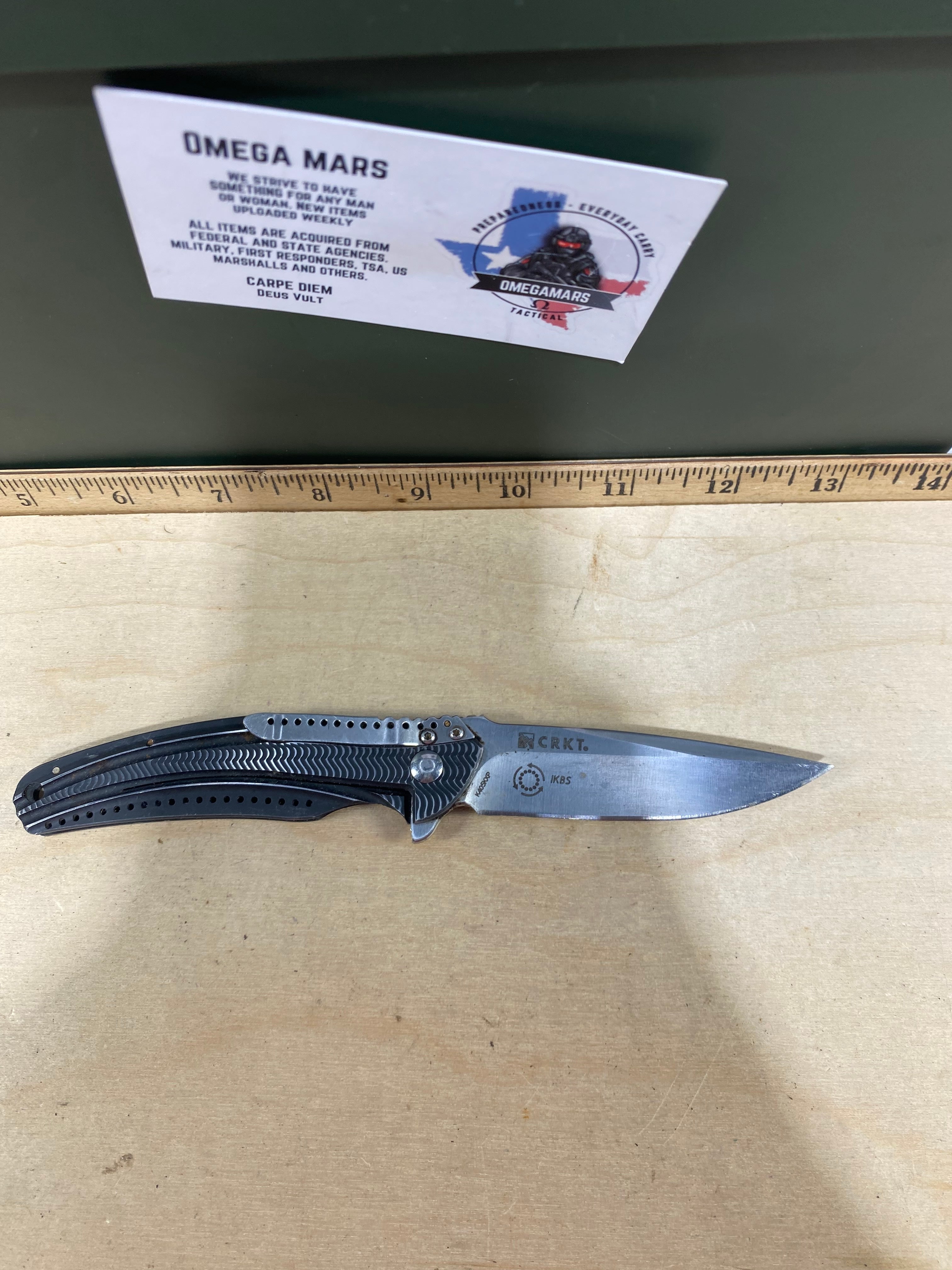 CRKT K405KXP Ken Onion Ripple #-33. Light usage. Dirty. Chips on blade. Discontinued.