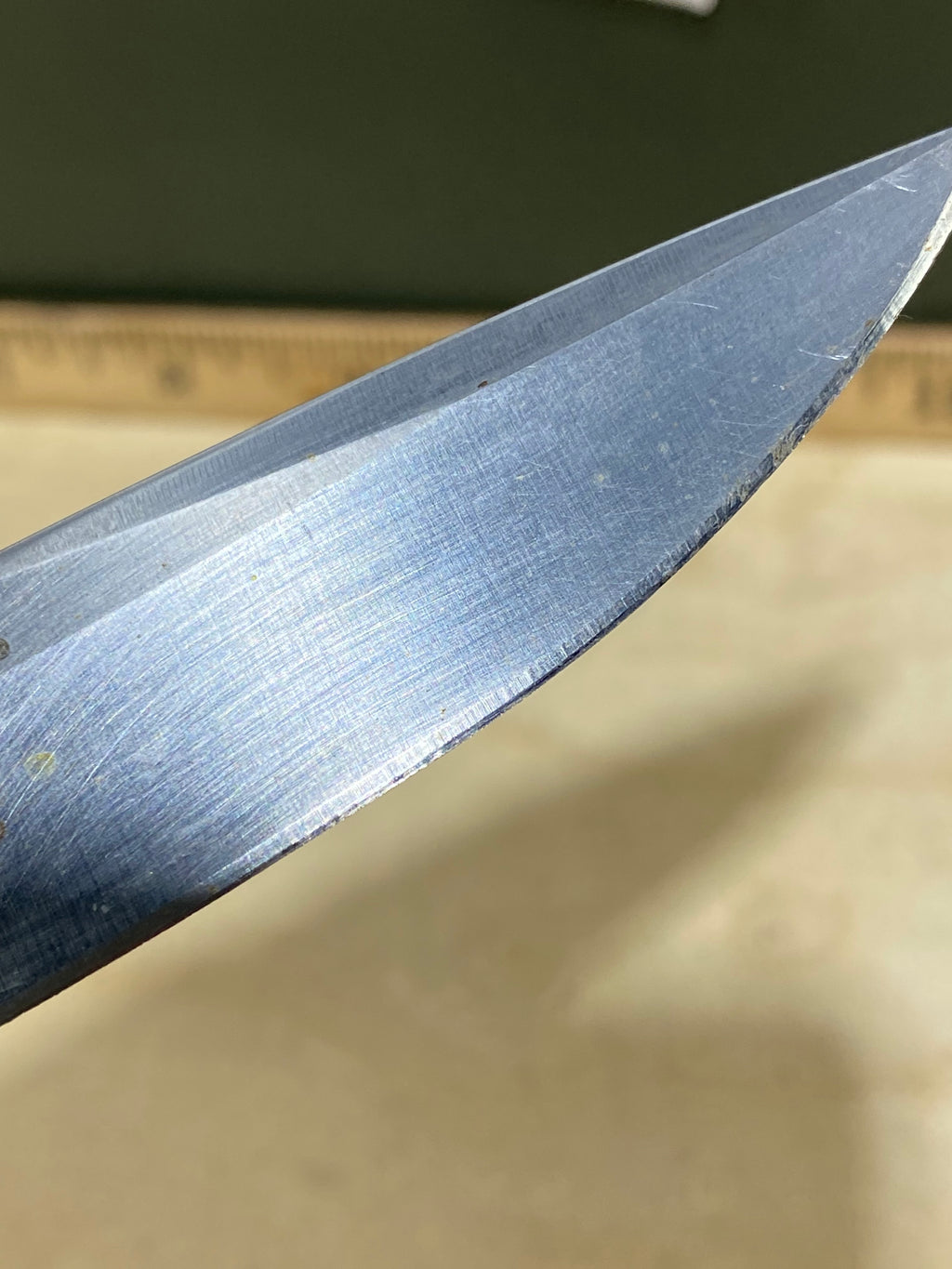 CRKT K405KXP Ken Onion Ripple #-33. Light usage. Dirty. Chips on blade. Discontinued.