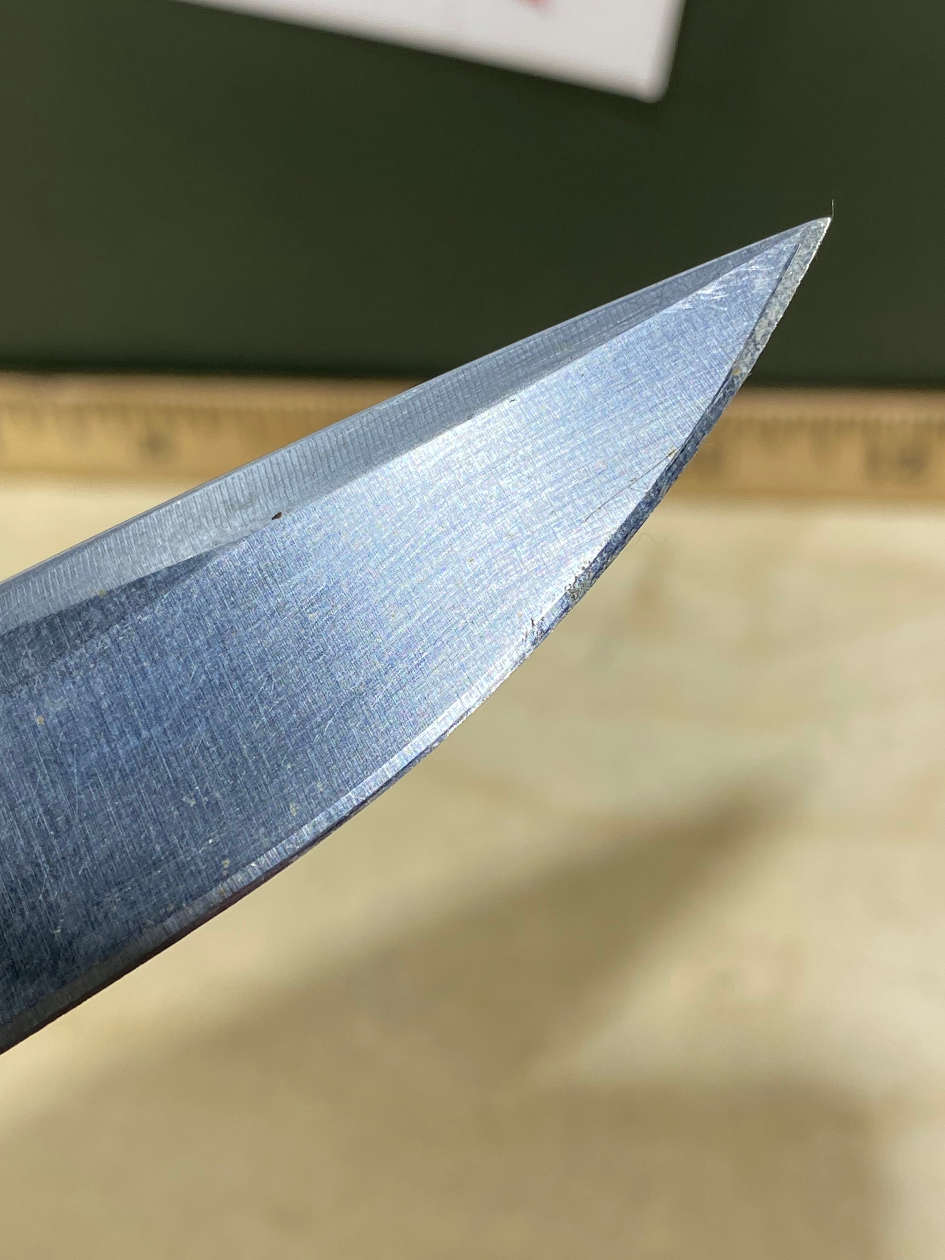 CRKT K405KXP Ken Onion Ripple #-33. Light usage. Dirty. Chips on blade. Discontinued.