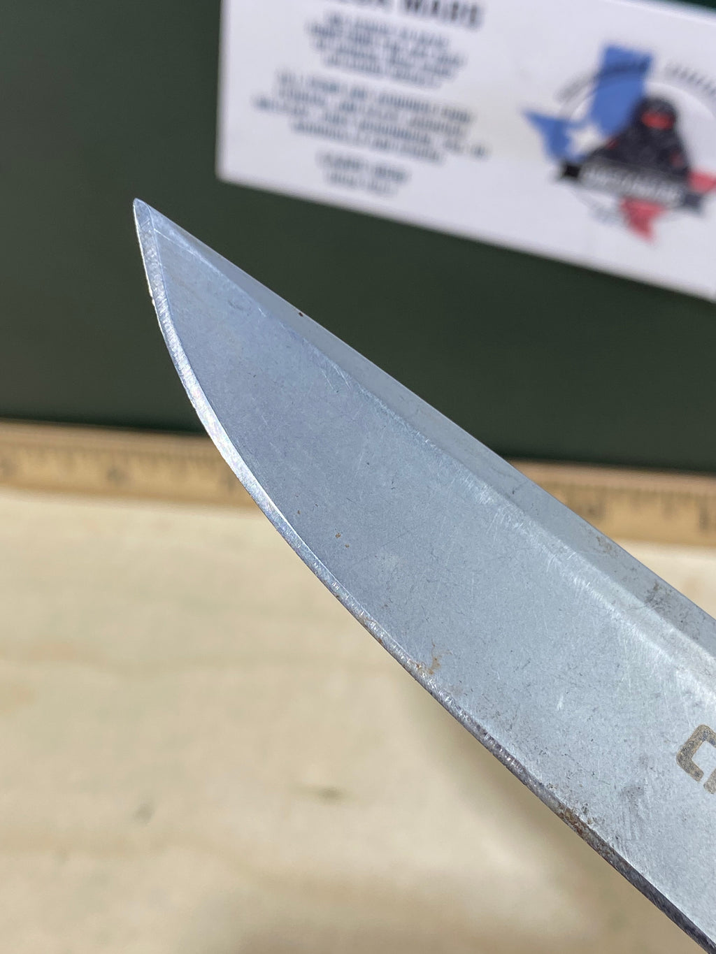 CRKT 7090 Cuatro #-43. Light usage. Discontinued.