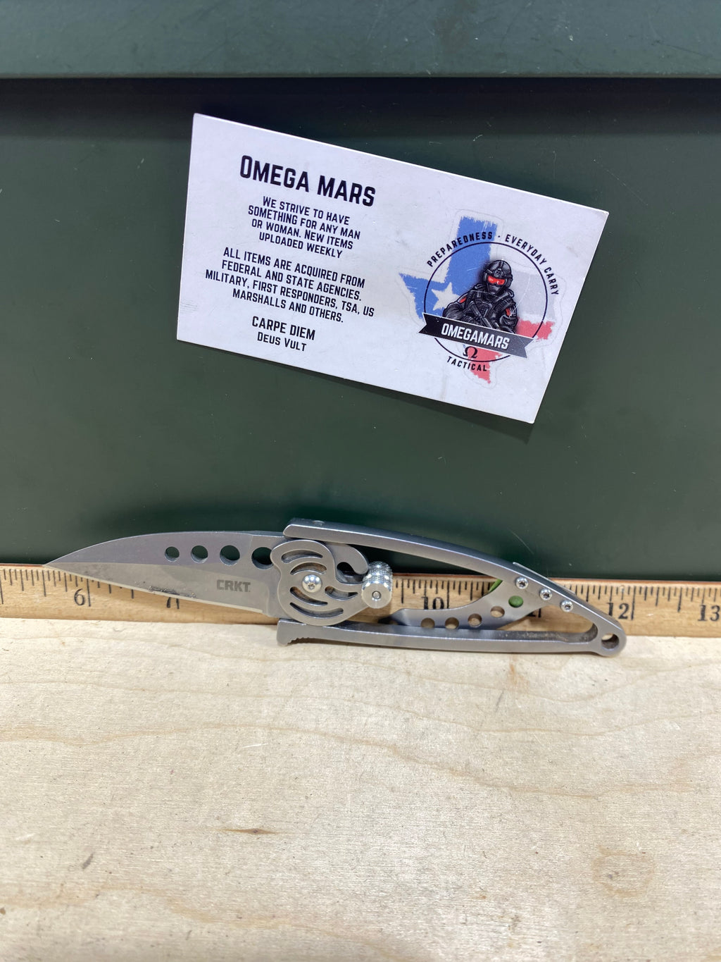 CRKT 5102N Snap Lock #-53. Light usage. Dirty.