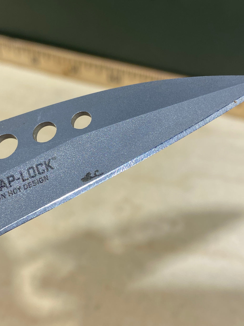 CRKT 5102N Snap Lock #-53. Light usage. Dirty.