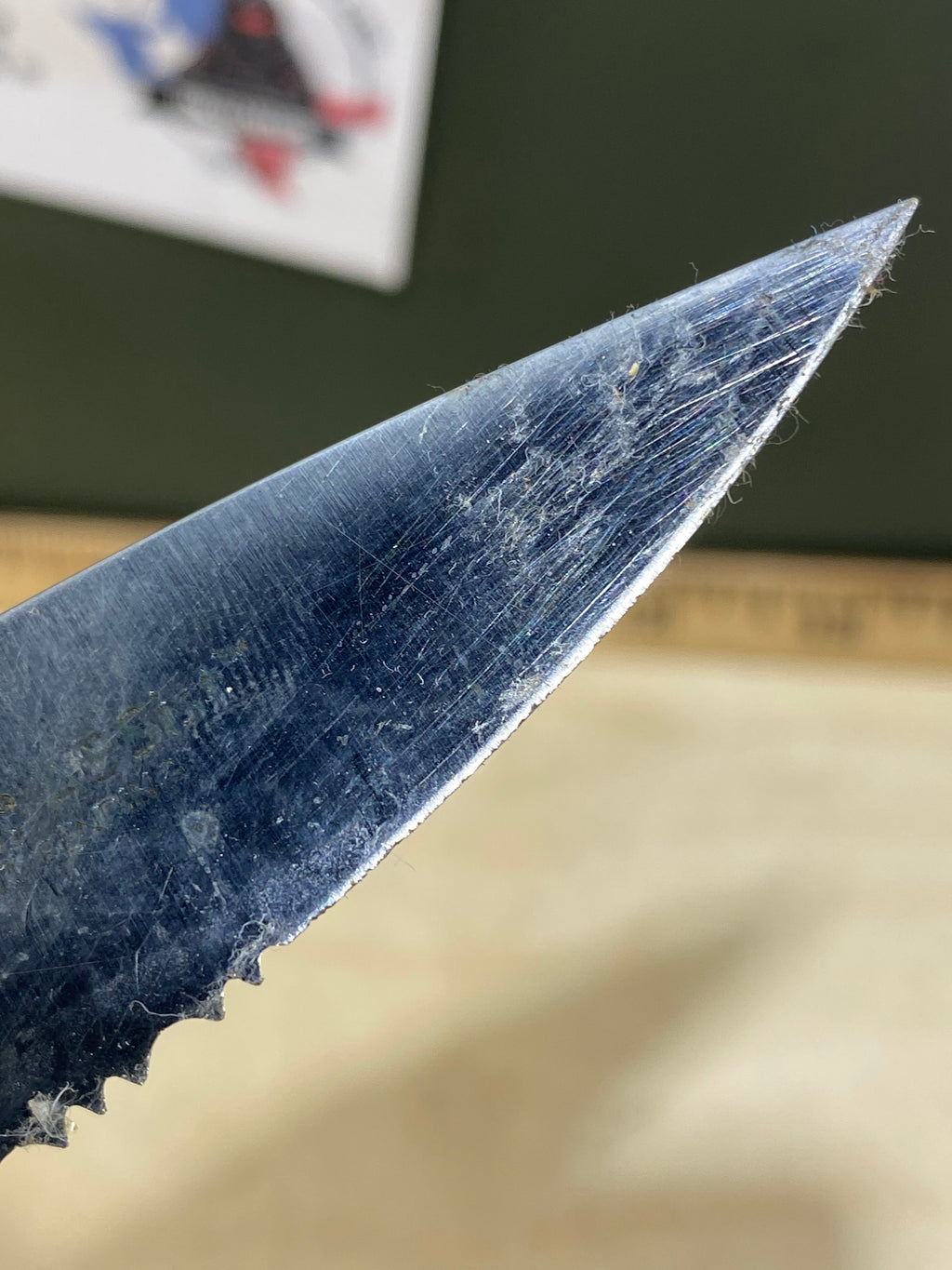CRKT  5655 Kiss #-55. Light usage. Chips on blade. Dirty. Resharpened. Discontinued.