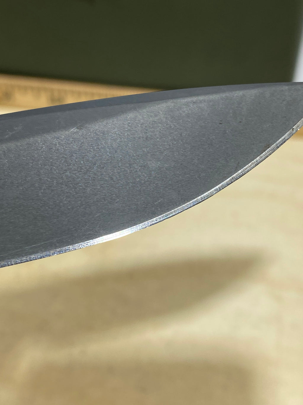 CRKT K330GGP Gusset #-74. Light usage. Chip on blade.
