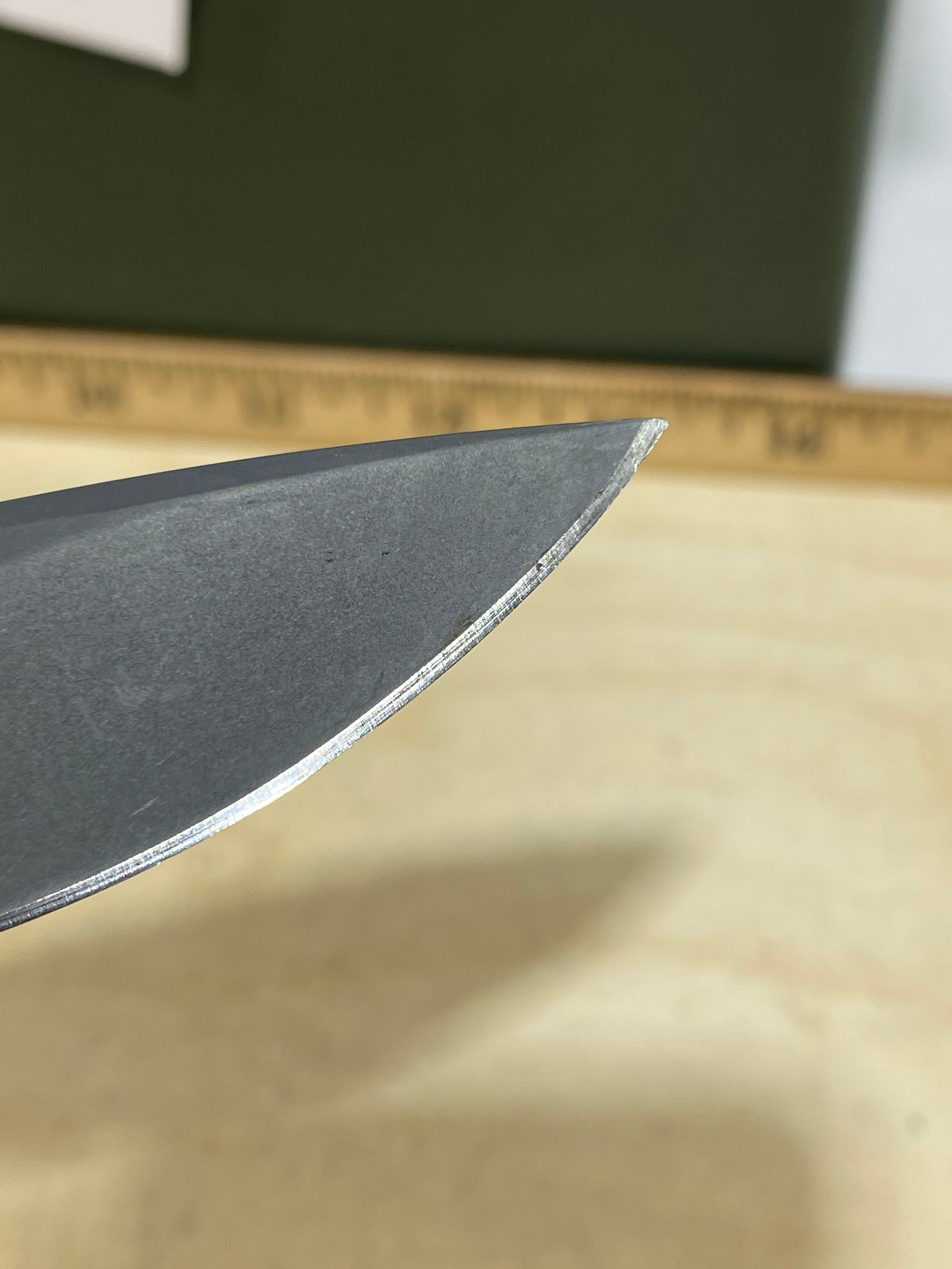 CRKT K330GGP Gusset #-74. Light usage. Chip on blade.
