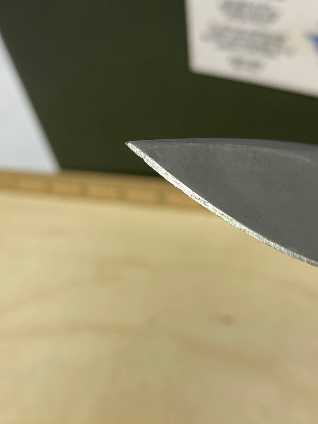 CRKT K330GGP Gusset #-74. Light usage. Chip on blade.