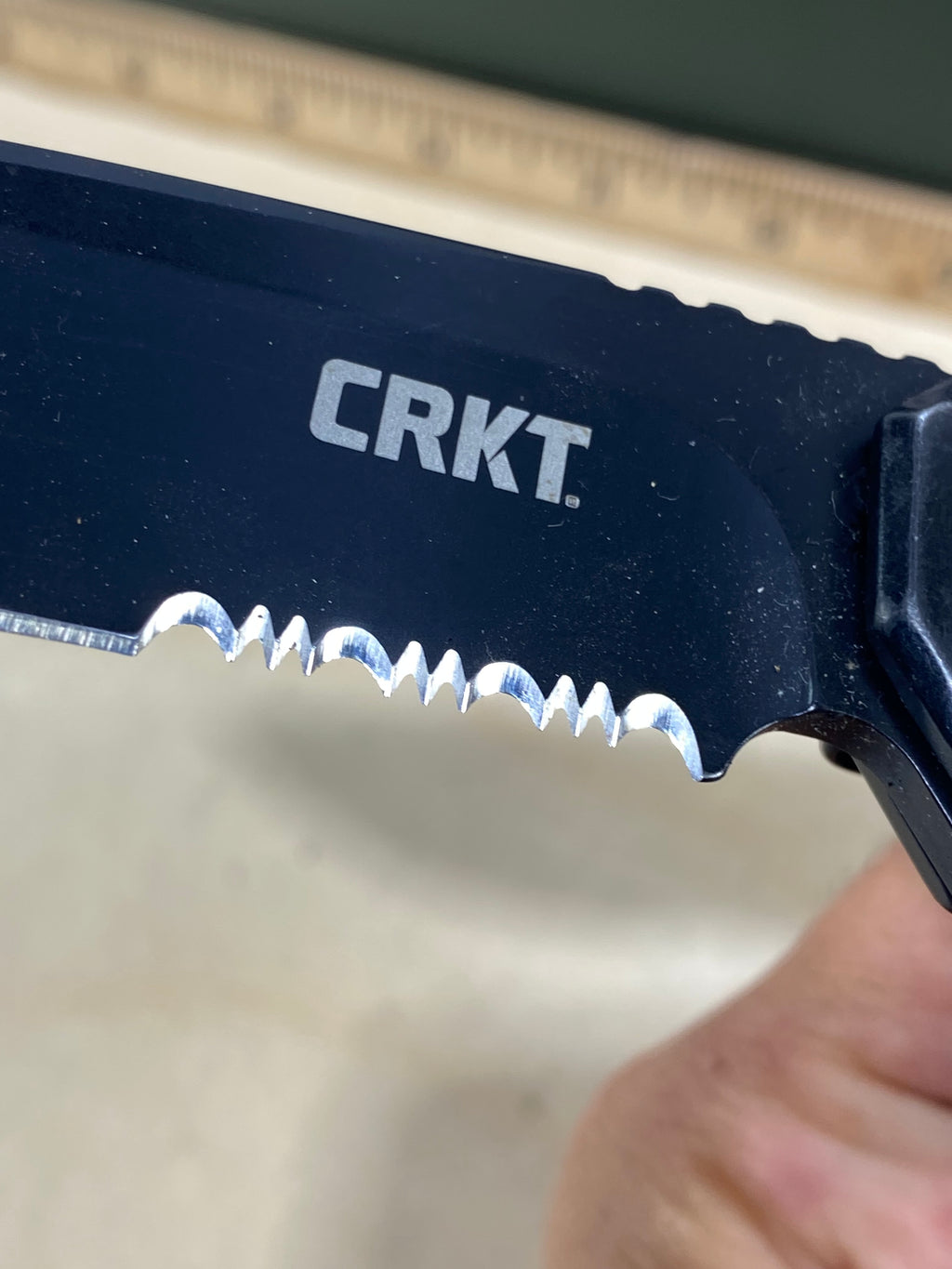 CRKT K330KKS Gusset #-75. Light usage. Discontinued.