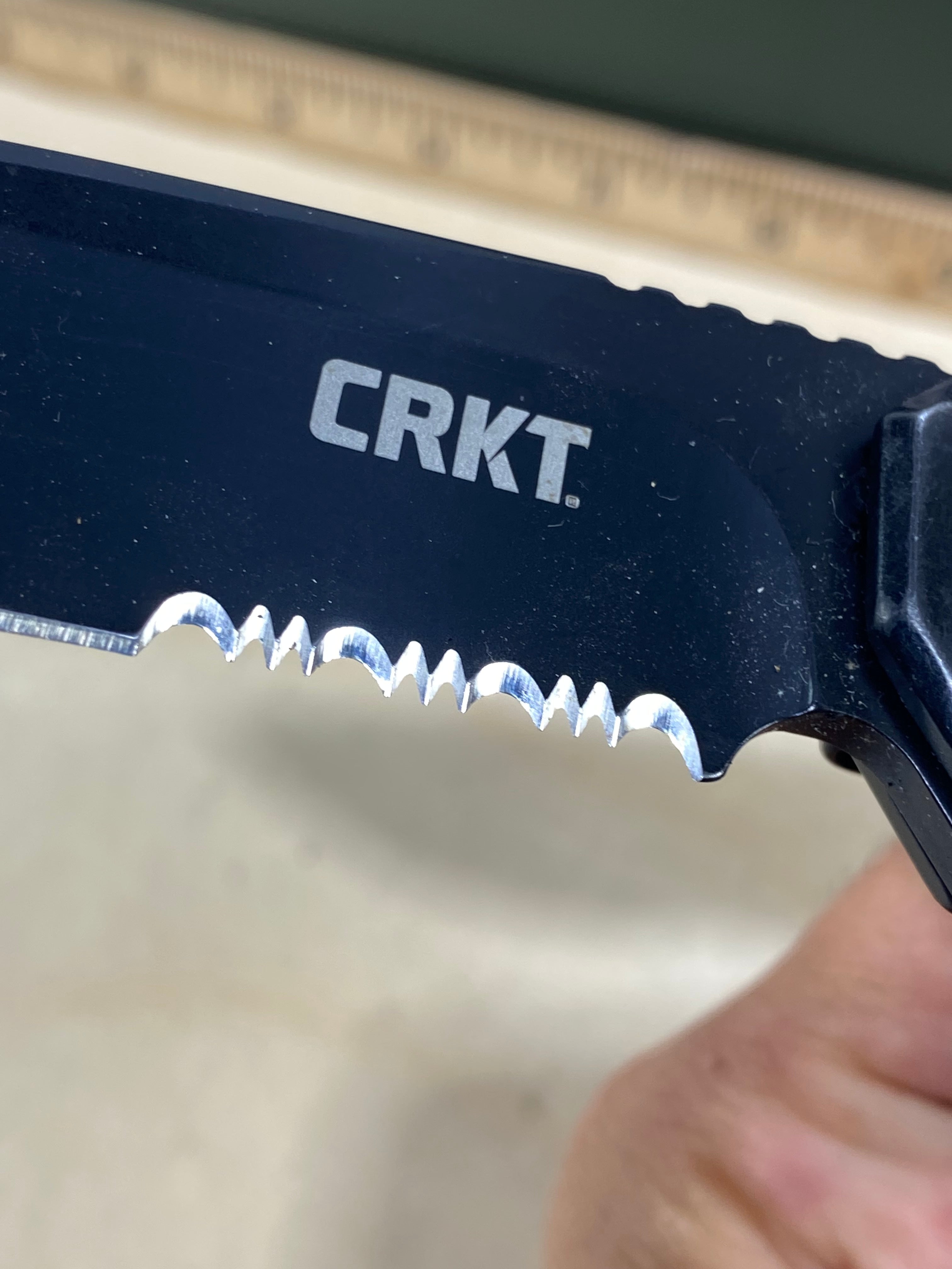 CRKT K330KKS Gusset #-75. Light usage. Discontinued.