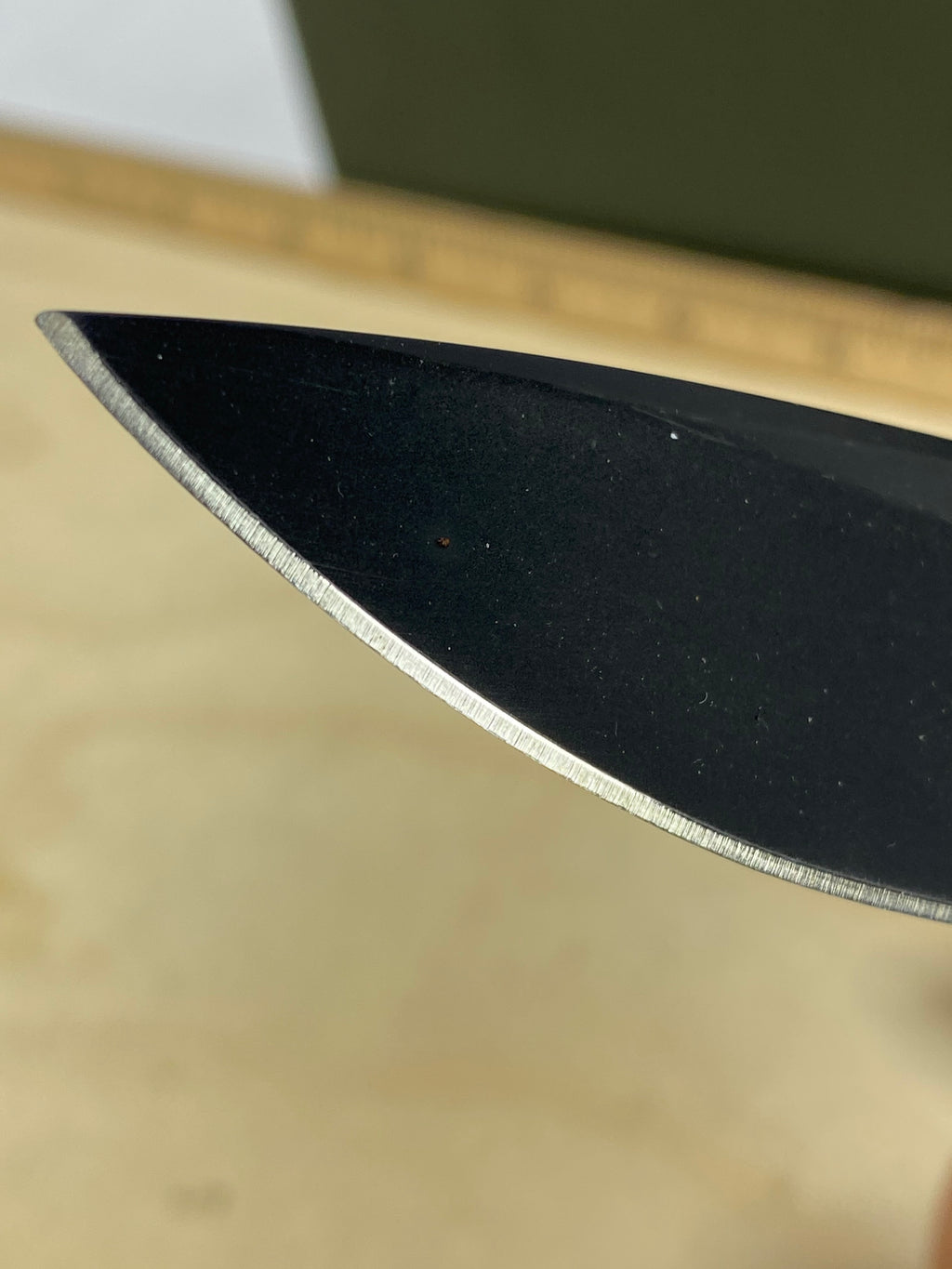 CRKT K330KKS Gusset #-75. Light usage. Discontinued.