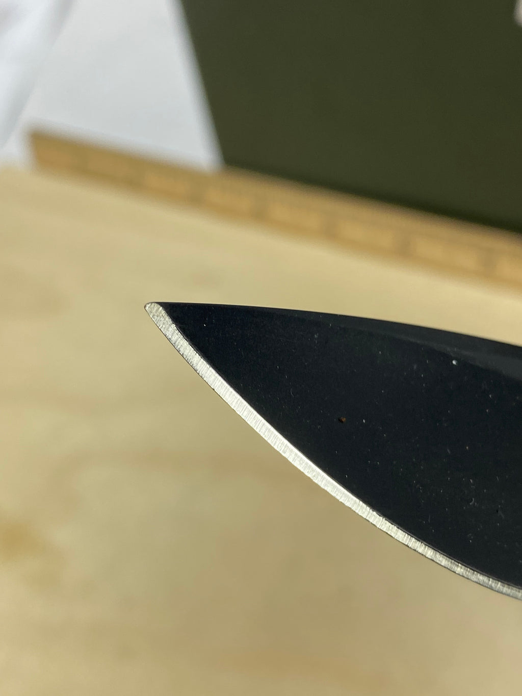 CRKT K330KKS Gusset #-75. Light usage. Discontinued.
