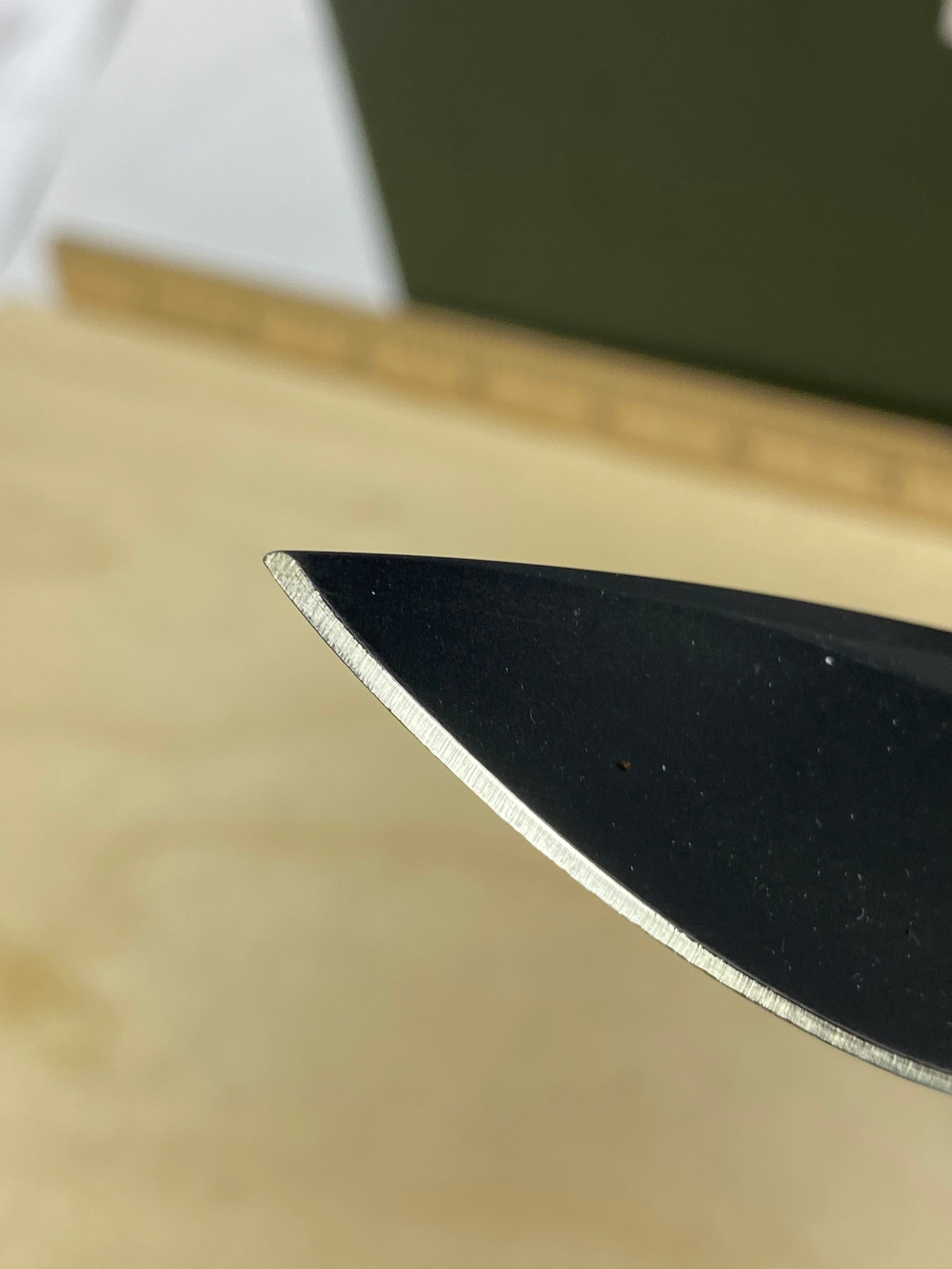 CRKT K330KKS Gusset #-75. Light usage. Discontinued.
