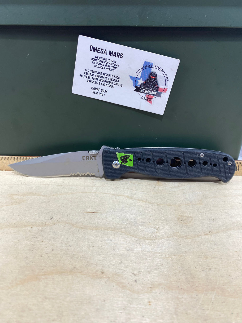 CRKT 6243N #-86. Light usage. Dirty. Discontinued.
