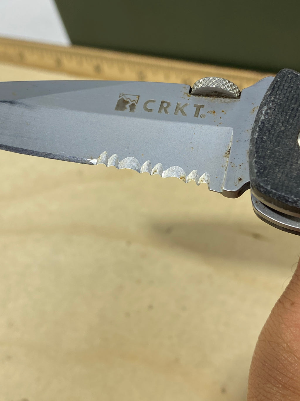 CRKT 6242G #-87. Light usage. Resharpened.
