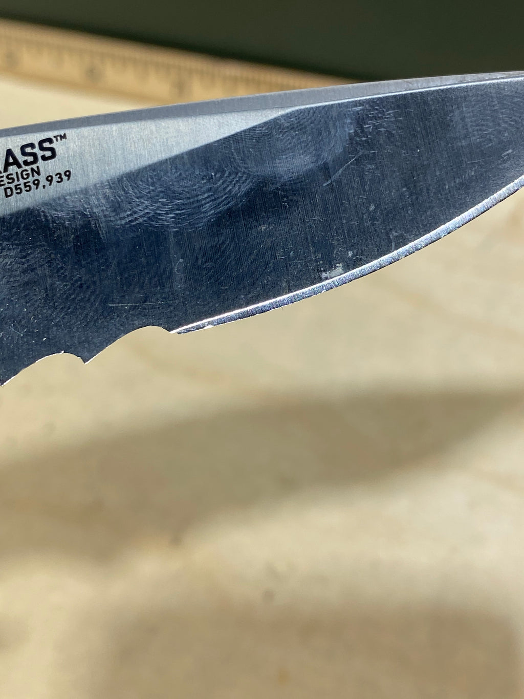 CRKT R2602 High-Brass #-90. Light usage.