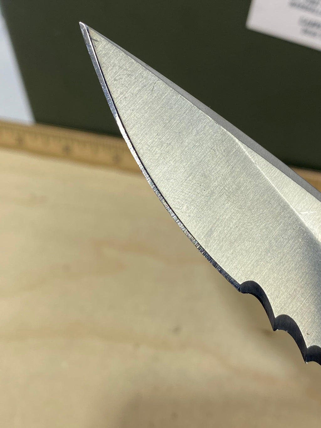 CRKT R2602 High-Brass #-90. Light usage.