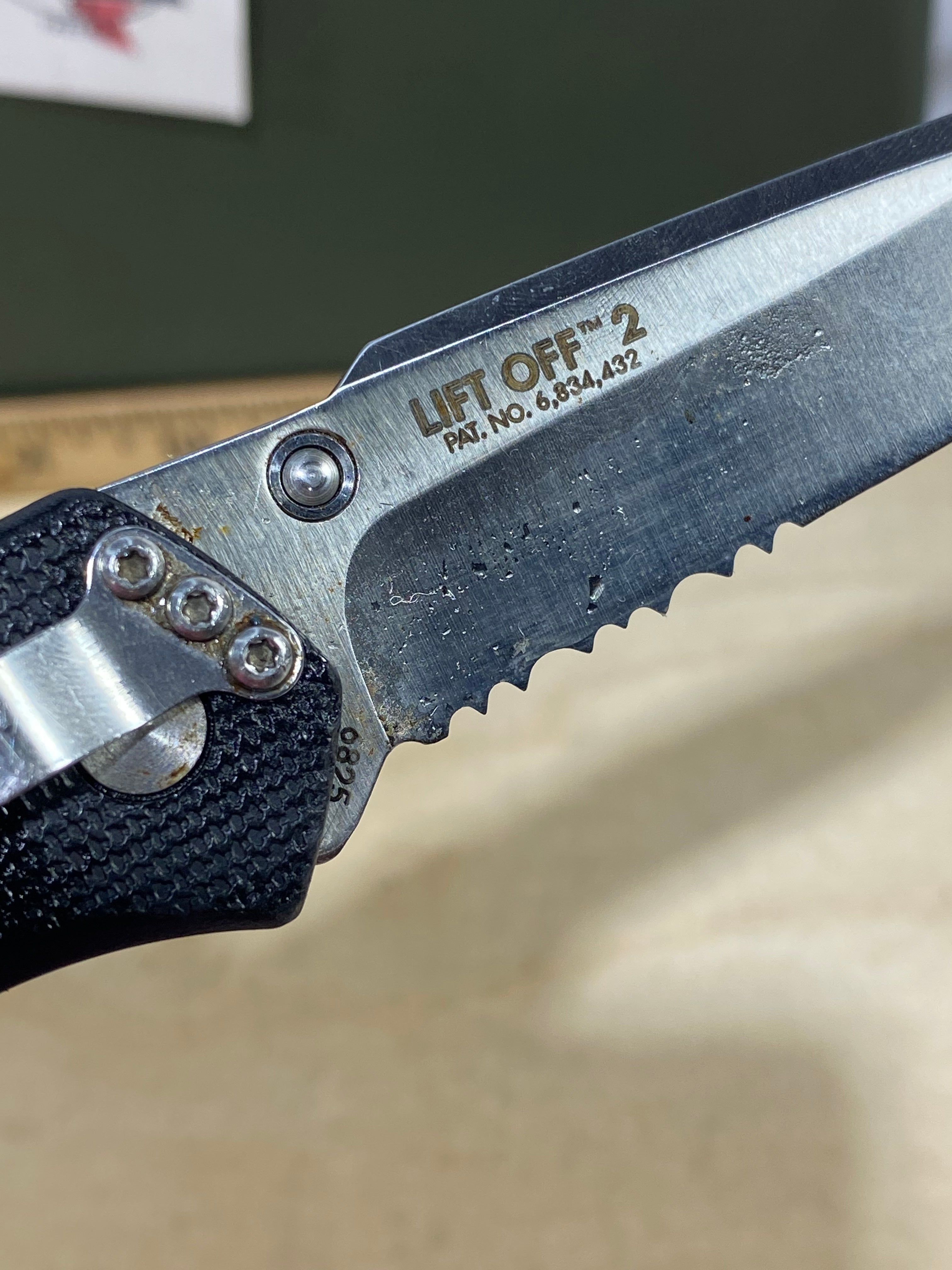 CRKT 6825 Lift Off #-93. Light usage. Discontinued.
