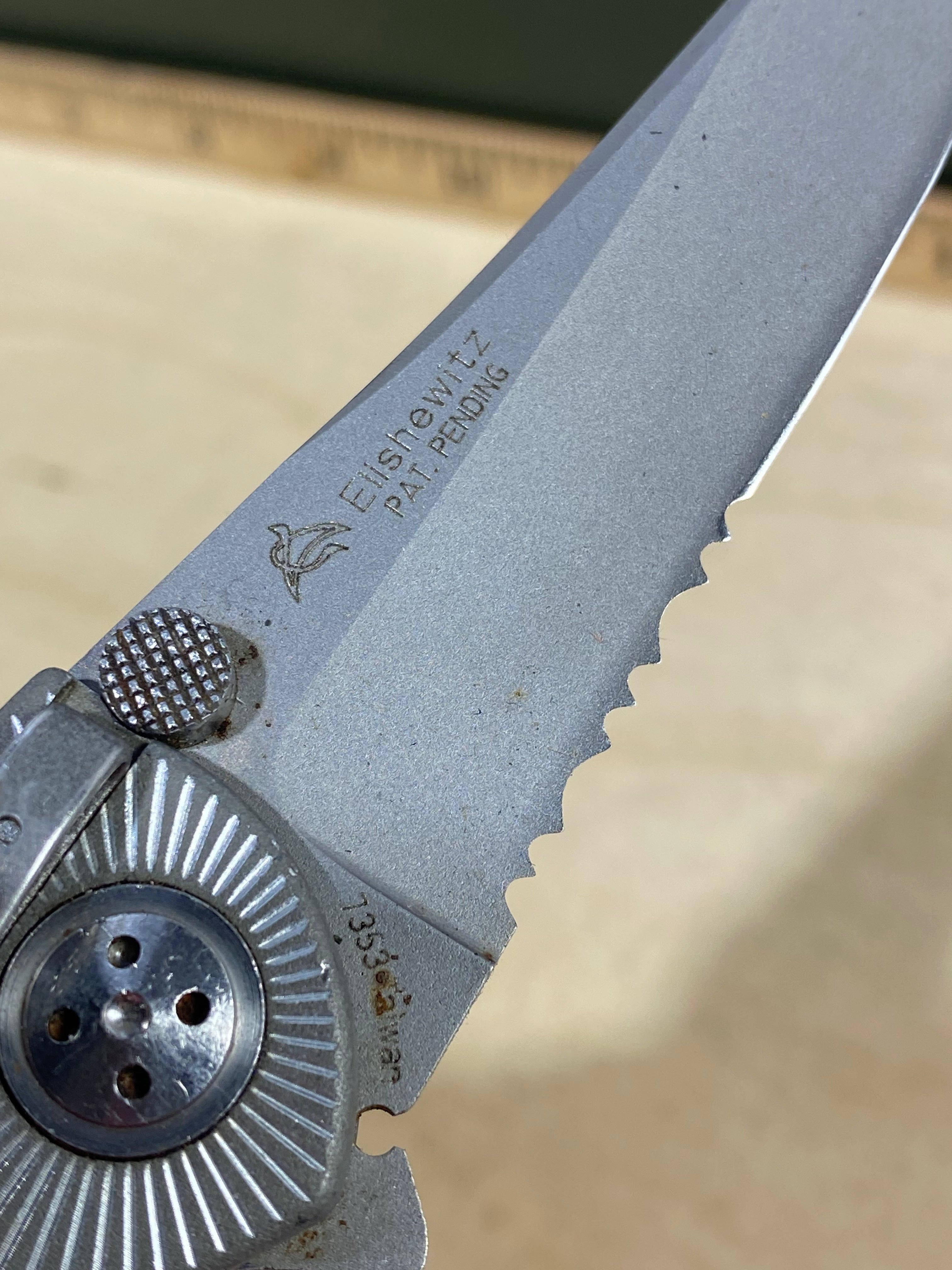 CRKT 7353 #-100. Light usage. Pocket clip bent out.