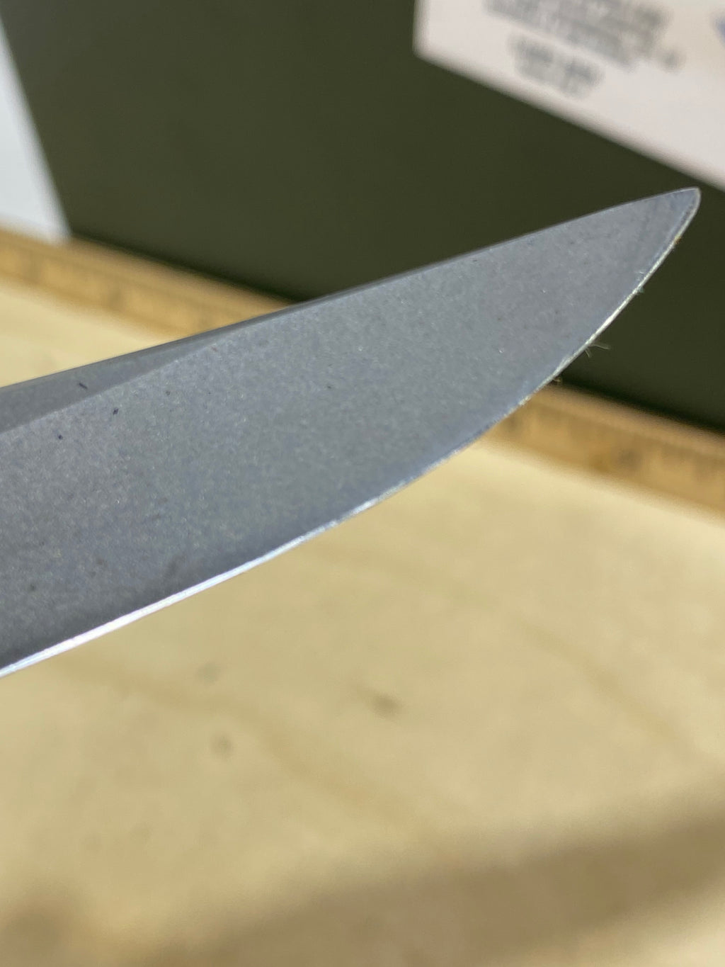 CRKT 7353 #-100. Light usage. Pocket clip bent out.