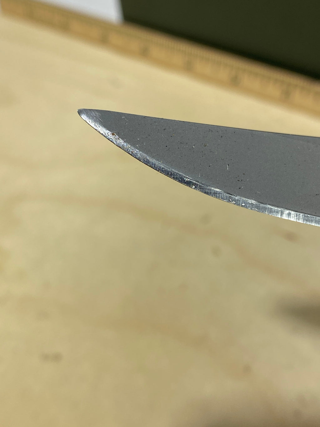 CRKT 7353 #-100. Light usage. Pocket clip bent out.
