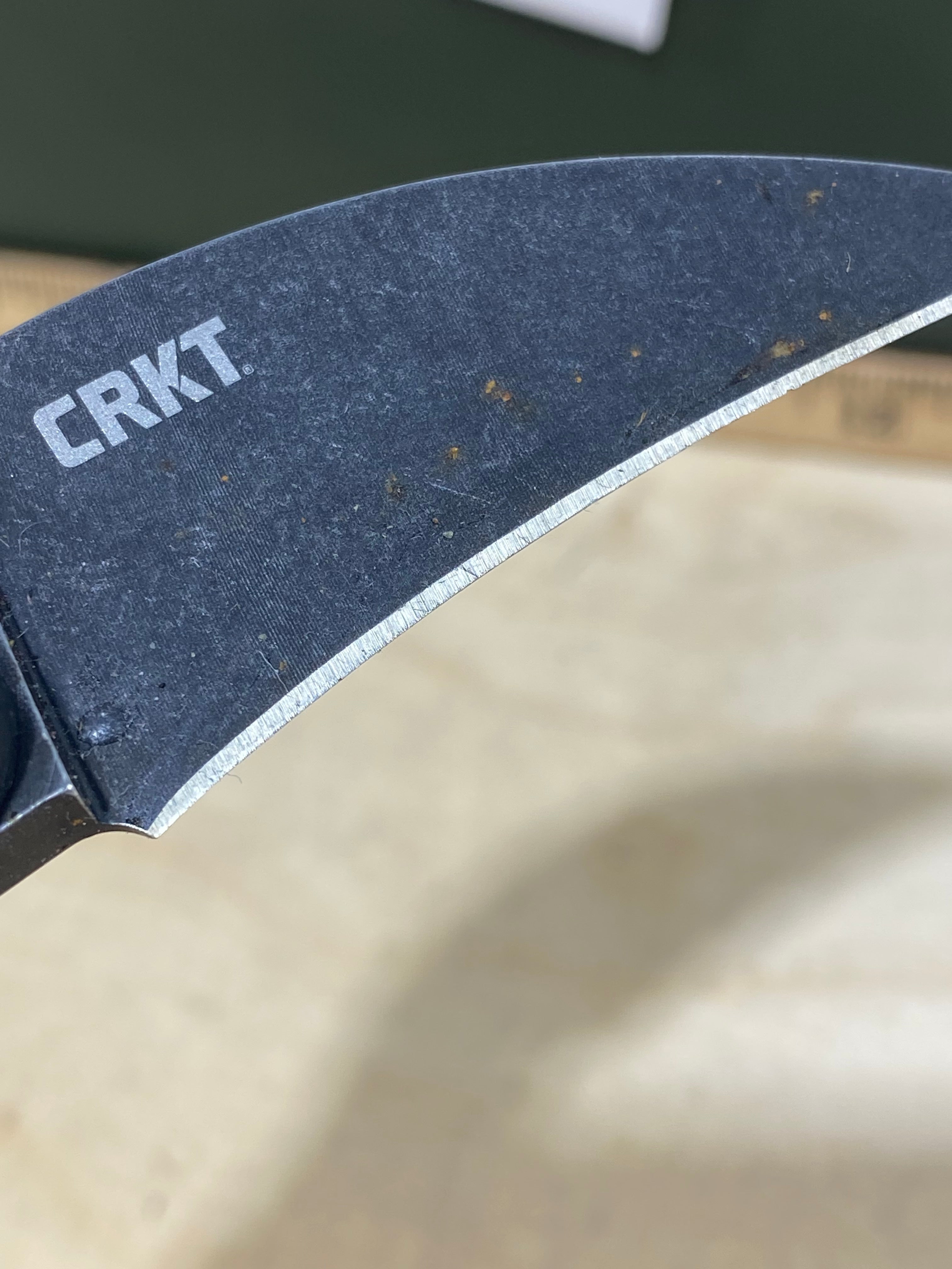 CRKT 4041G Provoke Grivory #-102. Light usage. Dirty