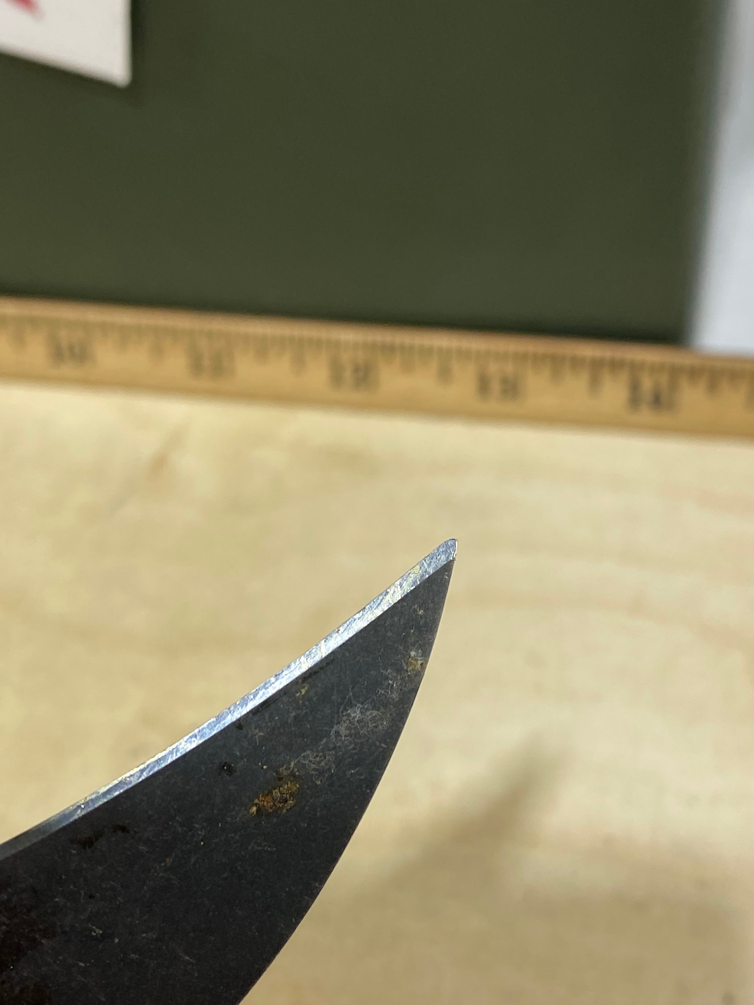 CRKT 4041G Provoke Grivory #-102. Light usage. Dirty