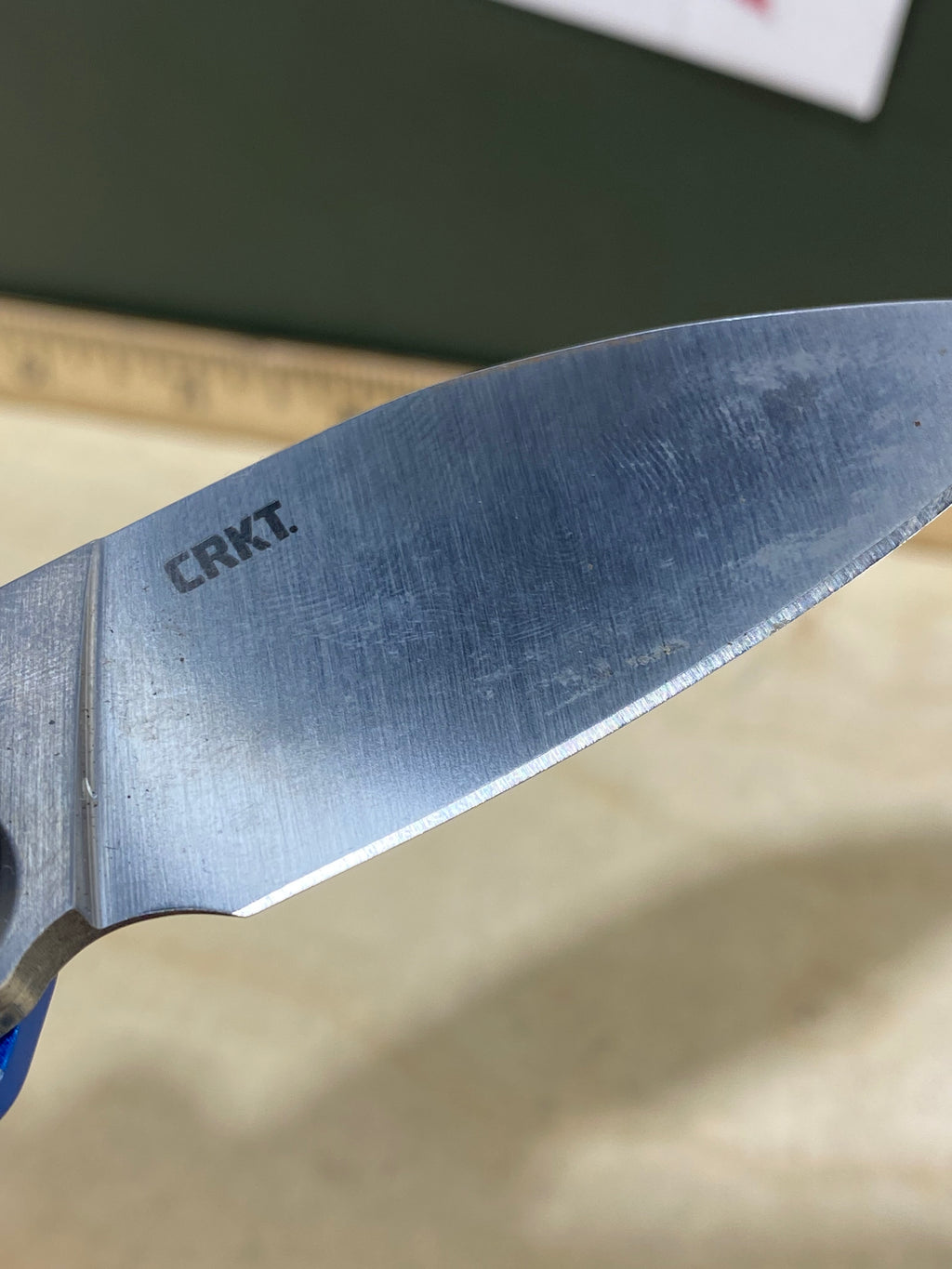 CRKT 4050 Provoke EDC #-103. Light usage. Dirty.