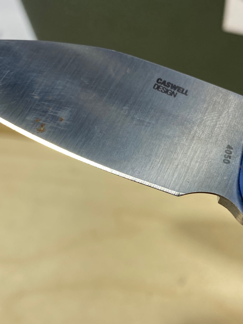 CRKT 4050 Provoke EDC #-103. Light usage. Dirty.