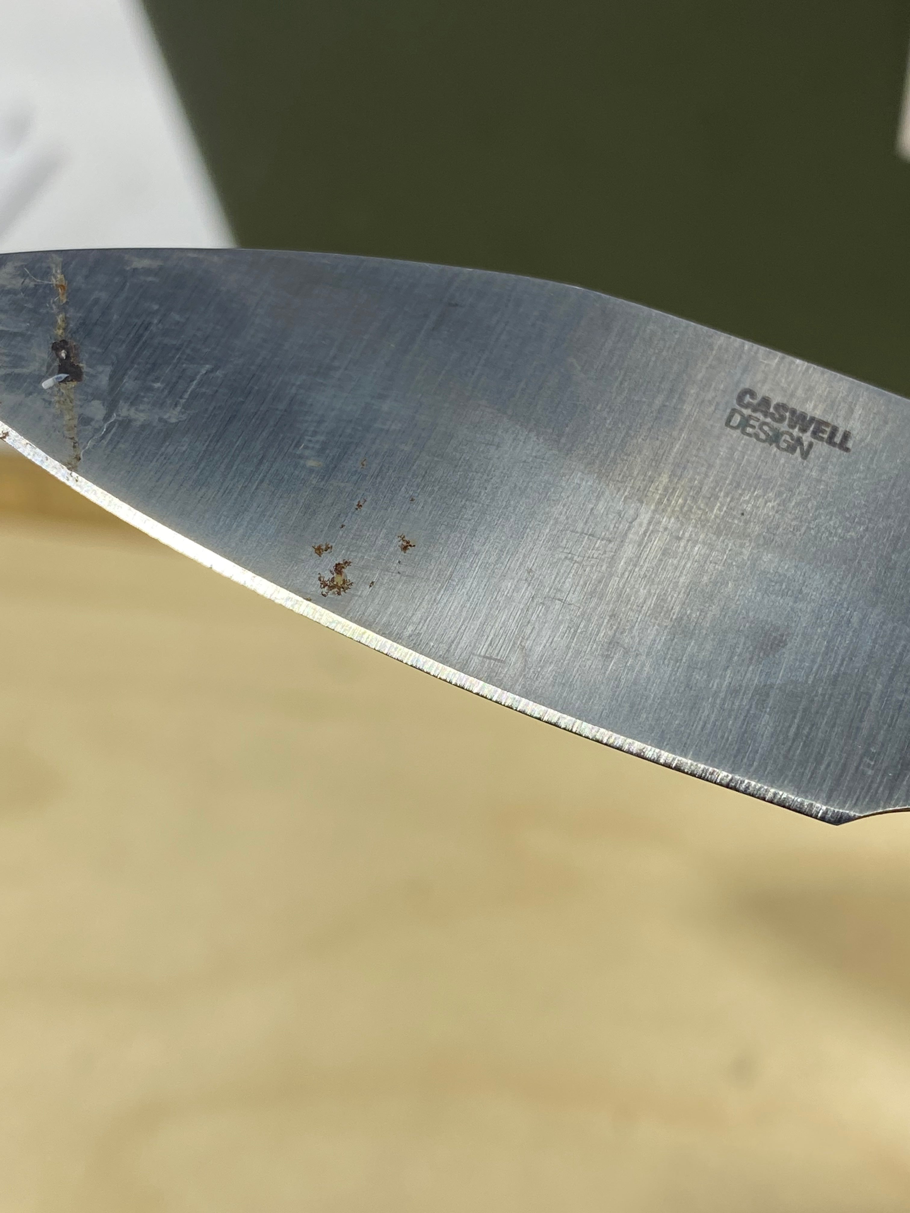 CRKT 4050 Provoke EDC #-103. Light usage. Dirty.