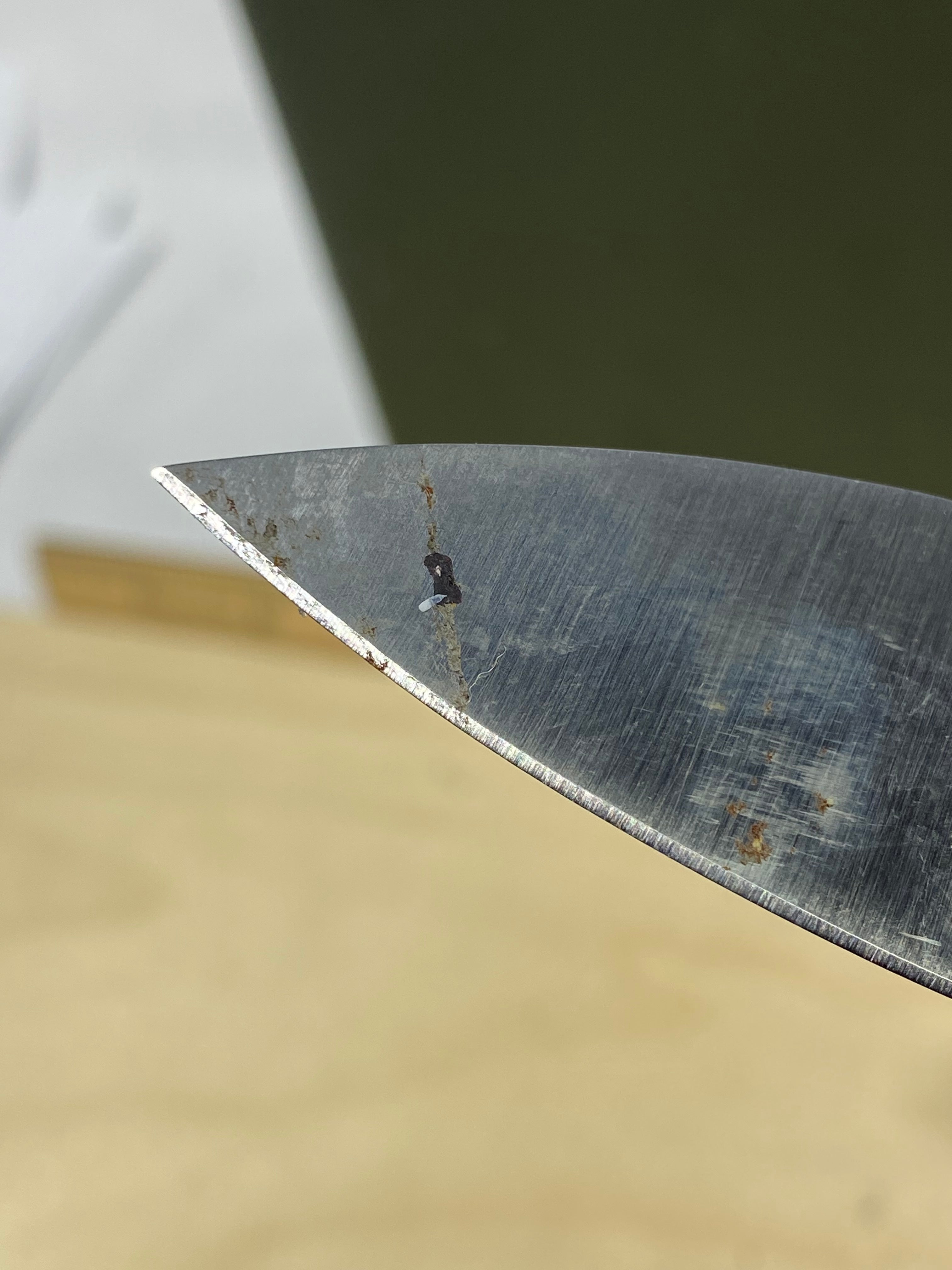 CRKT 4050 Provoke EDC #-103. Light usage. Dirty.