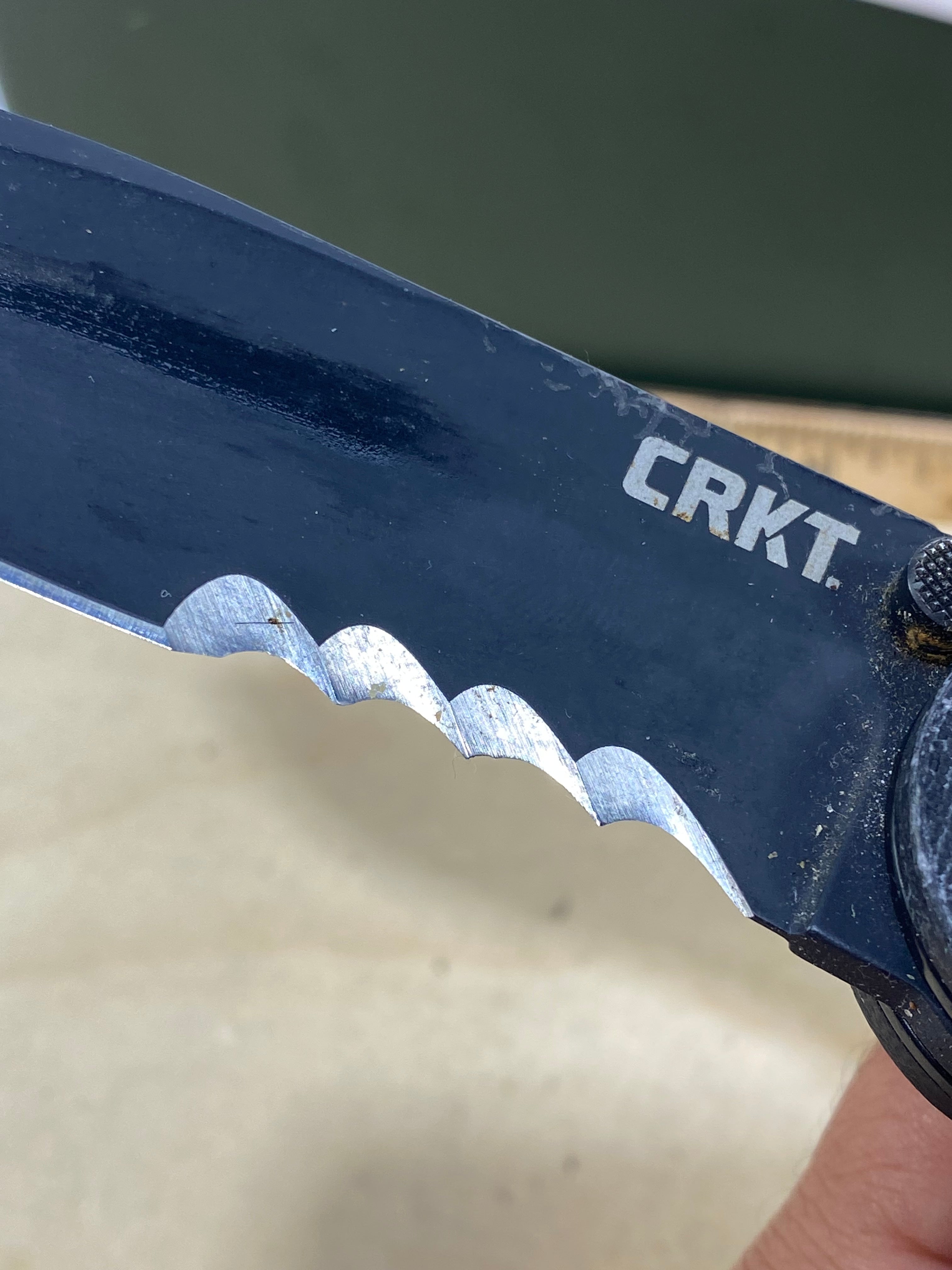 CRKT M21-14G Big Dog #-110. Light usage. Dirty.
