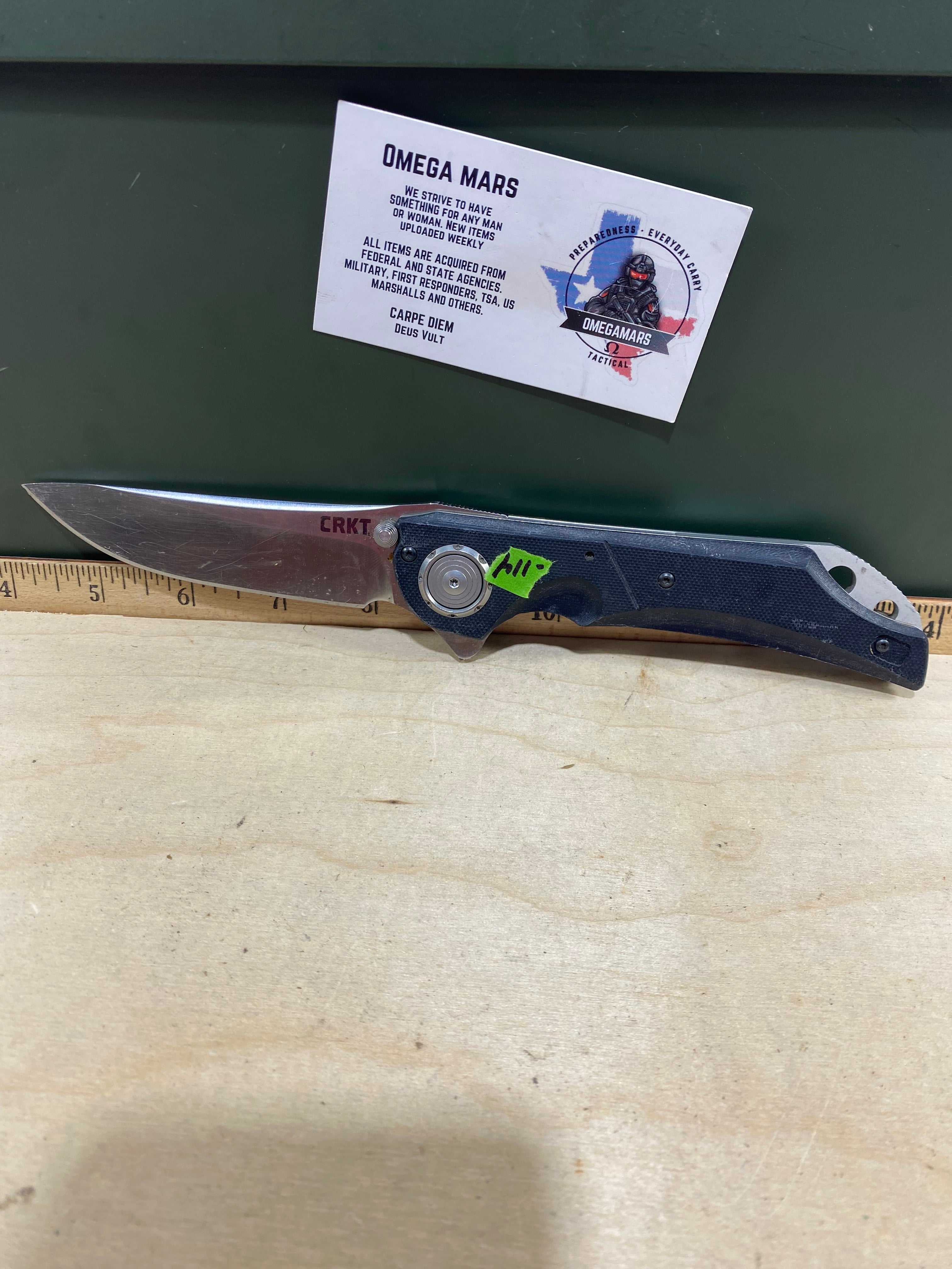 CRKT 5401 Seismic #-114. Light usage. Dirty. Chips on blade. Discontinued.