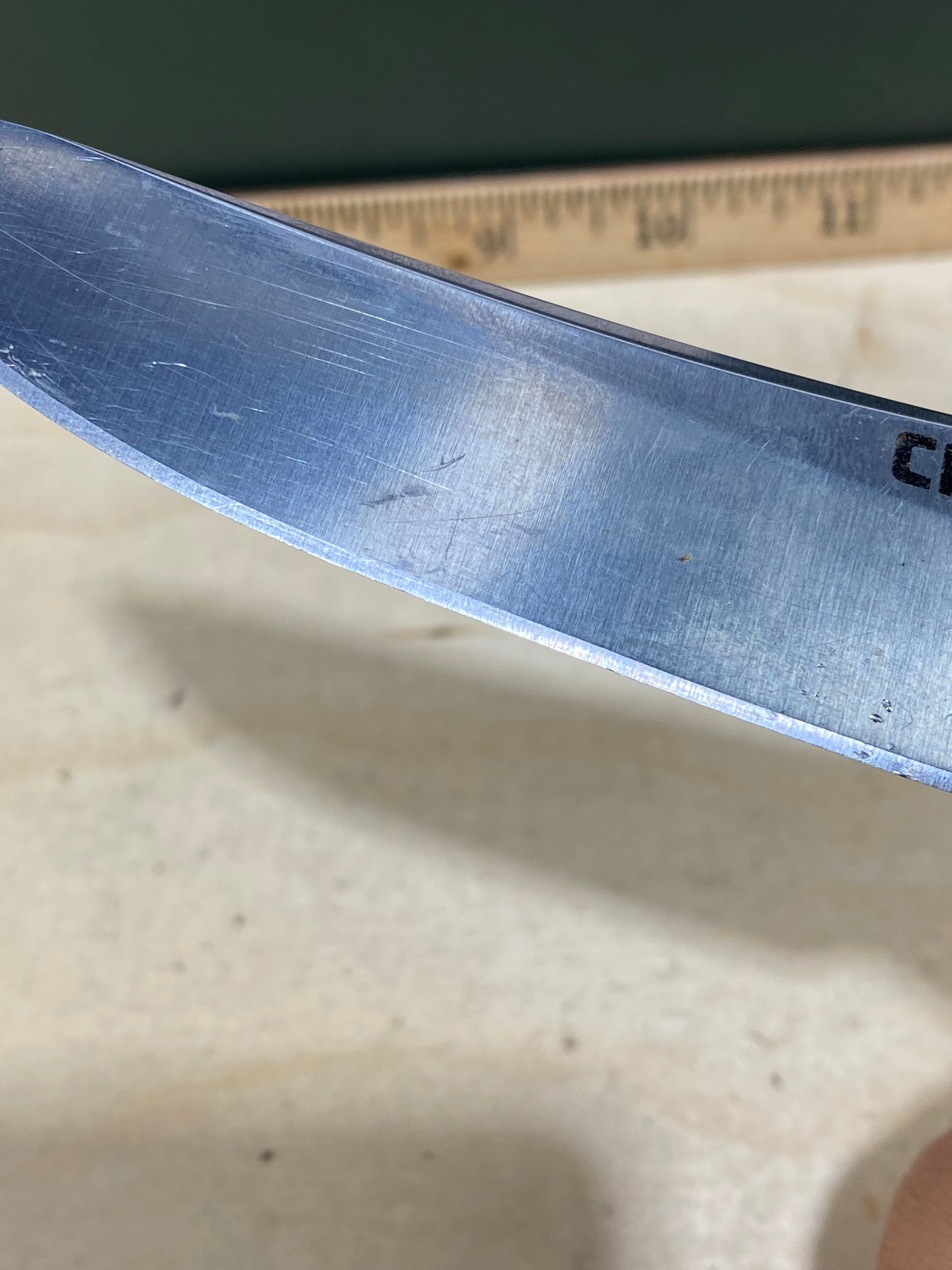 CRKT 5401 Seismic #-114. Light usage. Dirty. Chips on blade. Discontinued.