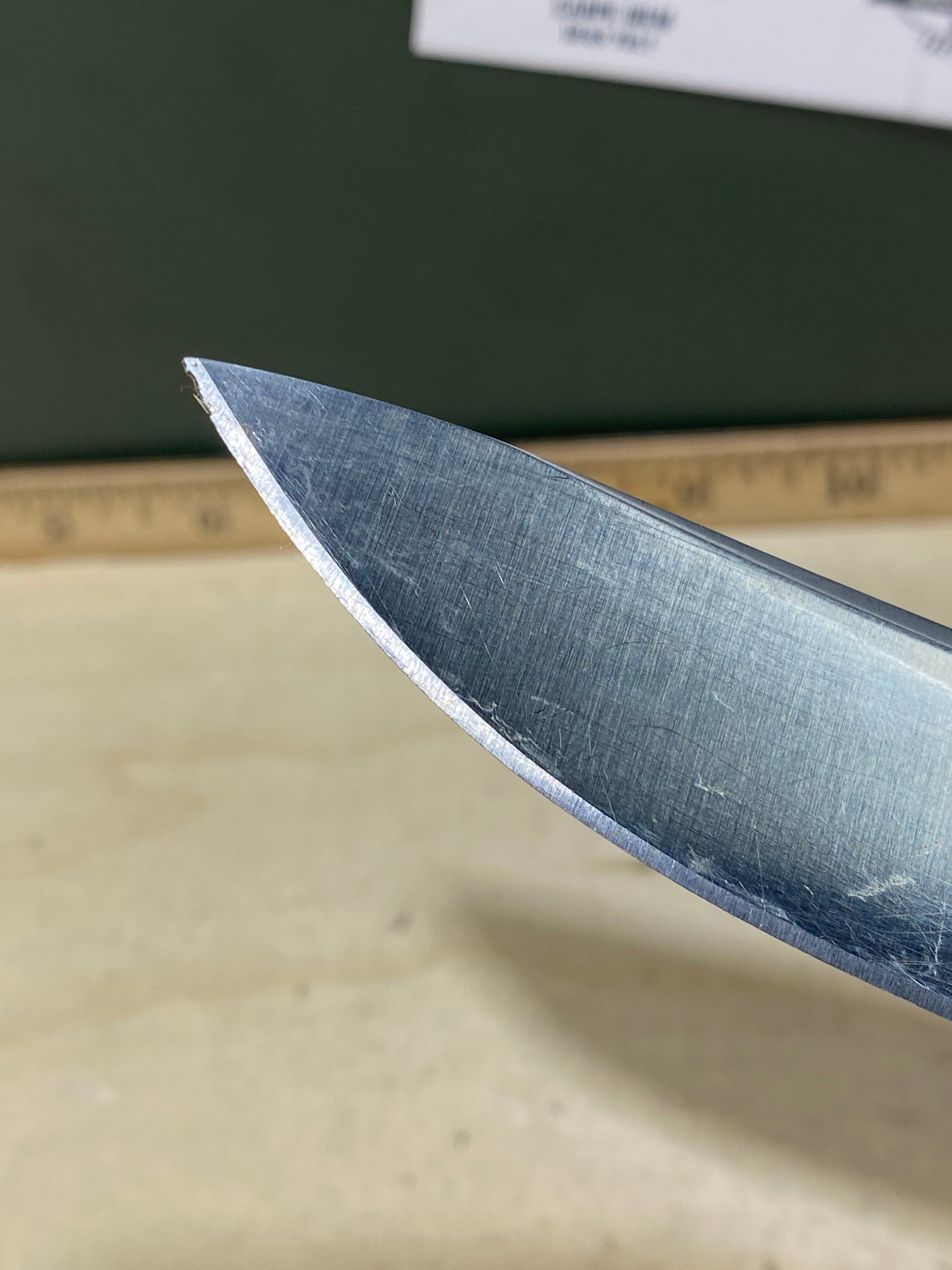 CRKT 5401 Seismic #-114. Light usage. Dirty. Chips on blade. Discontinued.