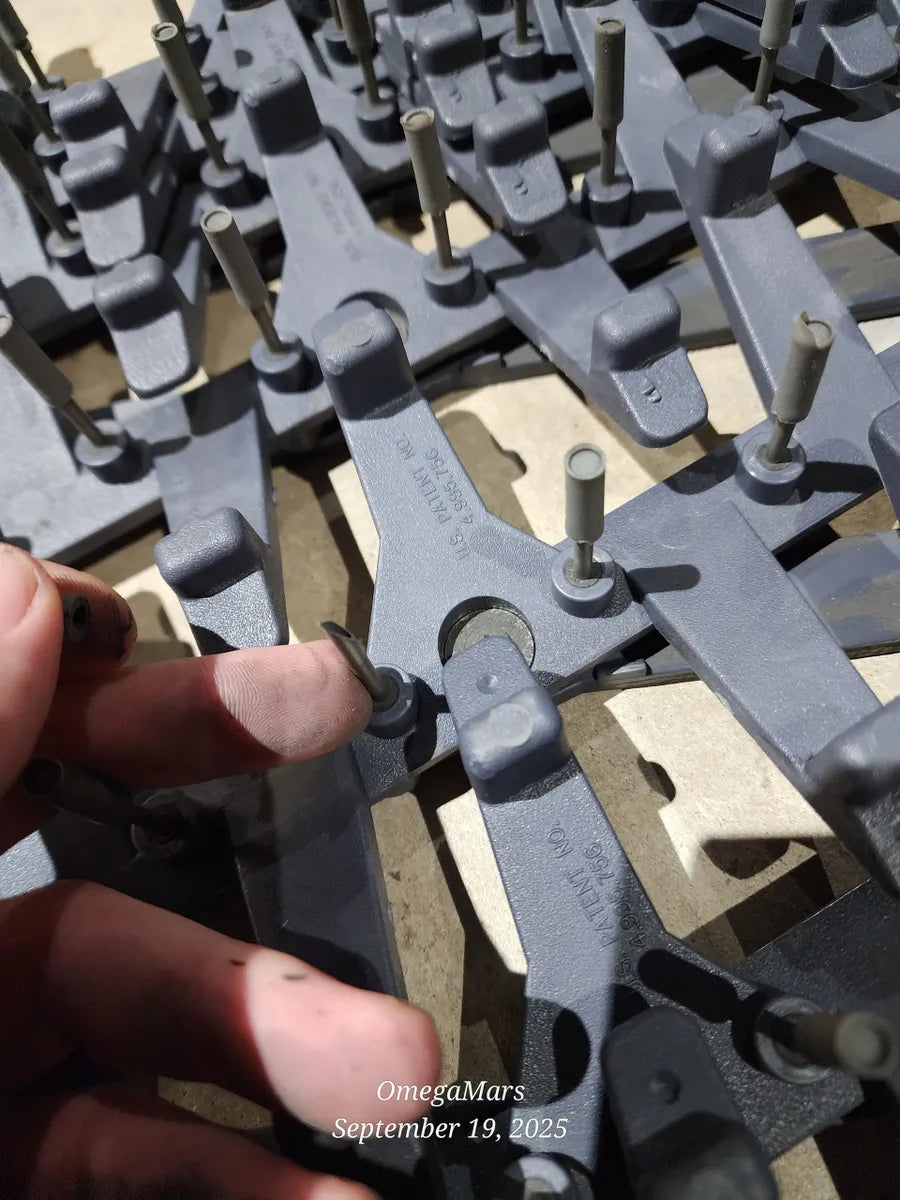 Stinger Spikes Trap Tire Deflation System - Federal Signal