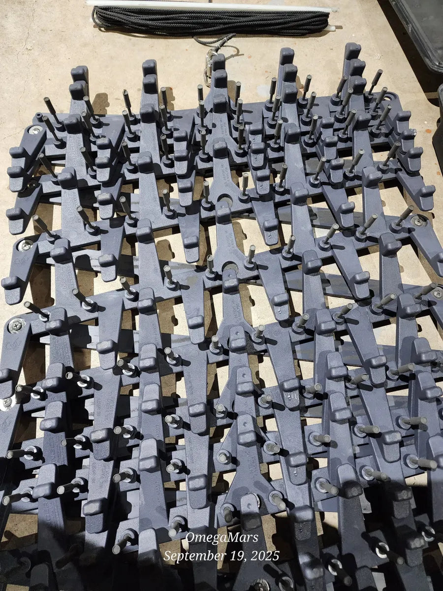 Stinger Spikes Trap Tire Deflation System - Federal Signal