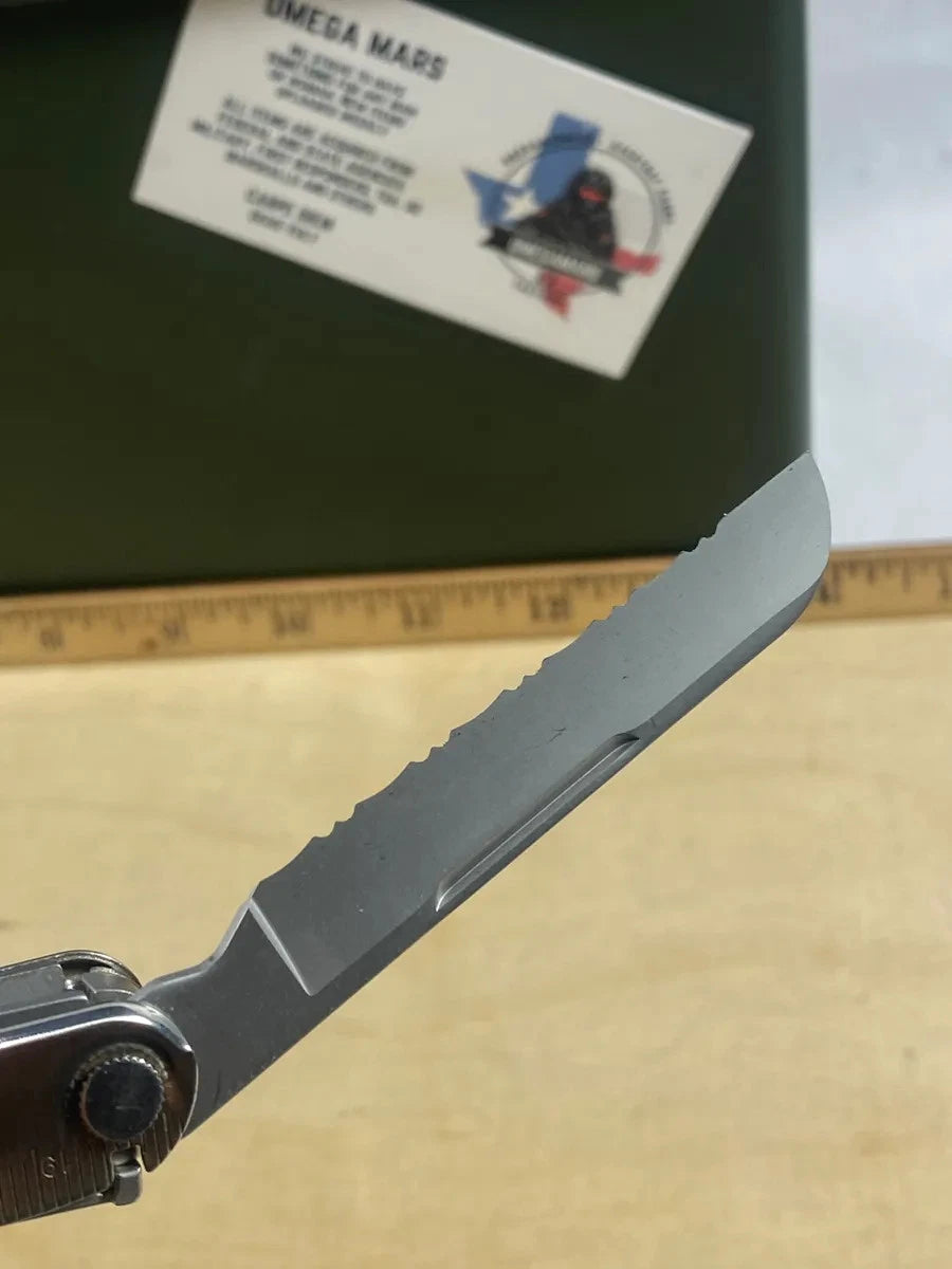 Leatherman Rebar #R6. Minimal usage. (MSRP $99.95 NEW)